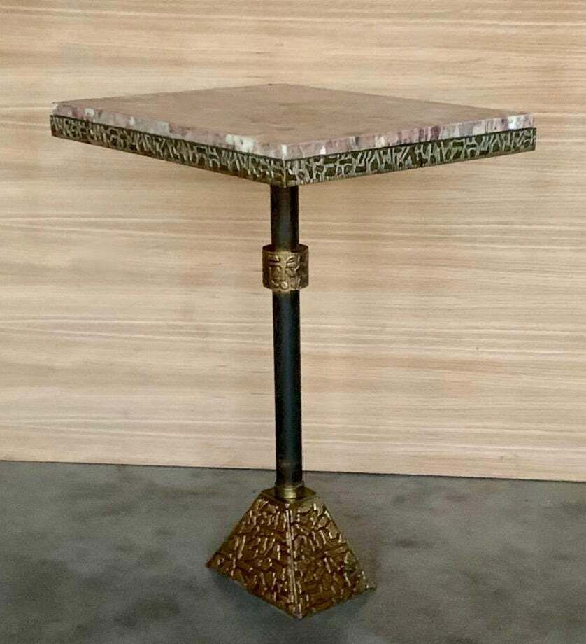 Table d'appoint italienne en métal gravé imprimé animalier, plateau carré en granit photo furniture