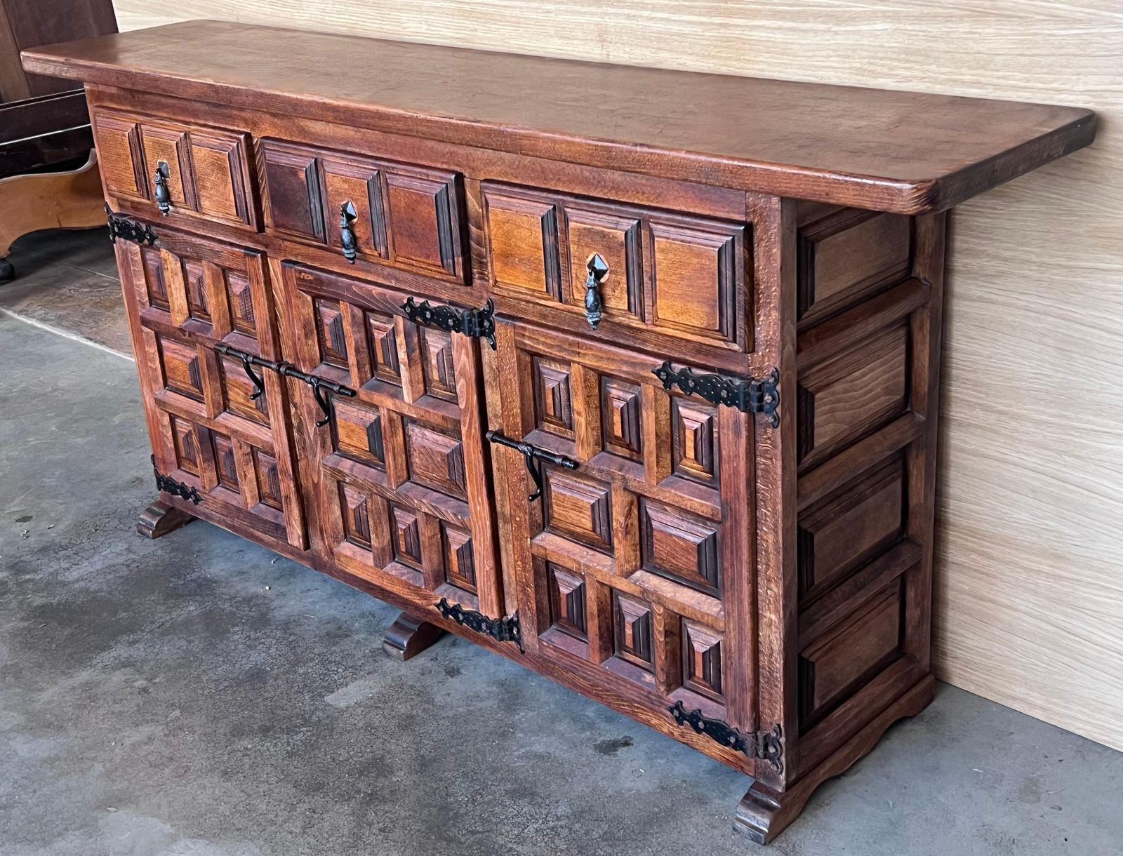19th Spanish Baroque Carved Walnut Tuscan Three Drawers Credenza Or Buffet photo 3500.0