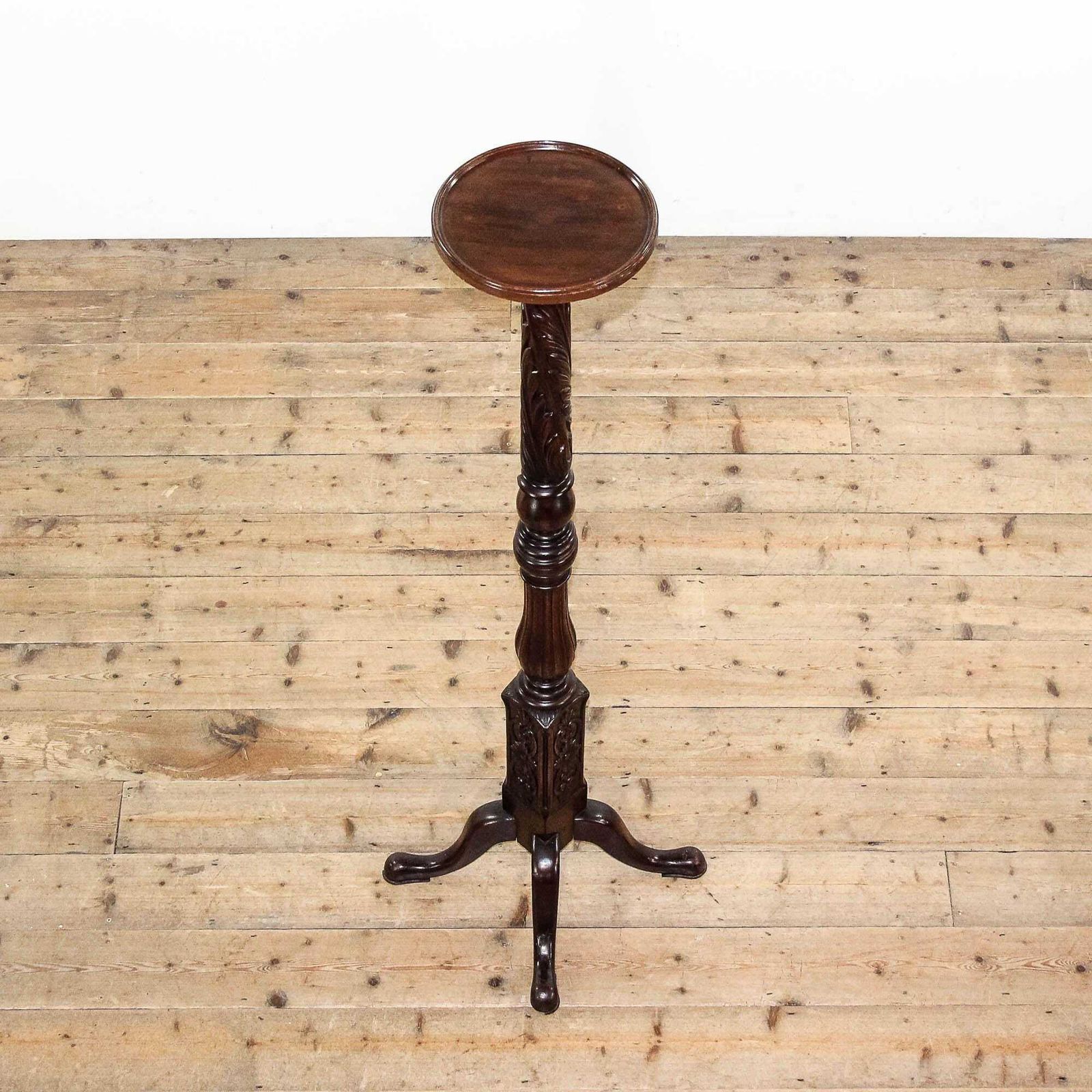Antique Carved Mahogany Torchiere | Antique Plant Stand | Mahogany Stand | Plant Stand | Antique Stand | Torchiere (M 5826) photo vinterior