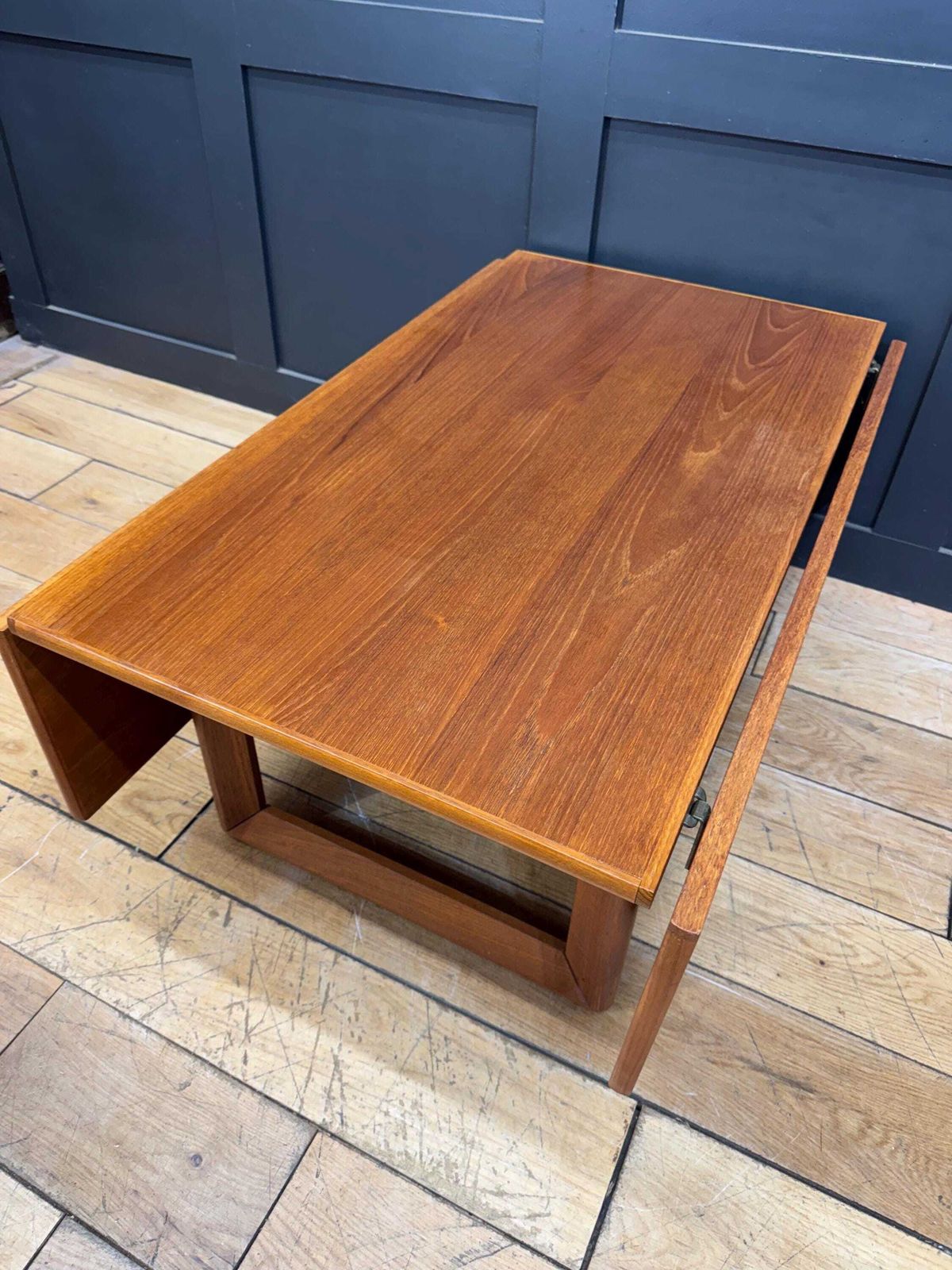 Mid Century Teak Coffee Table / Extending Drop Leaf Coffee Table / D Scan / Retro Furniture photo vinterior