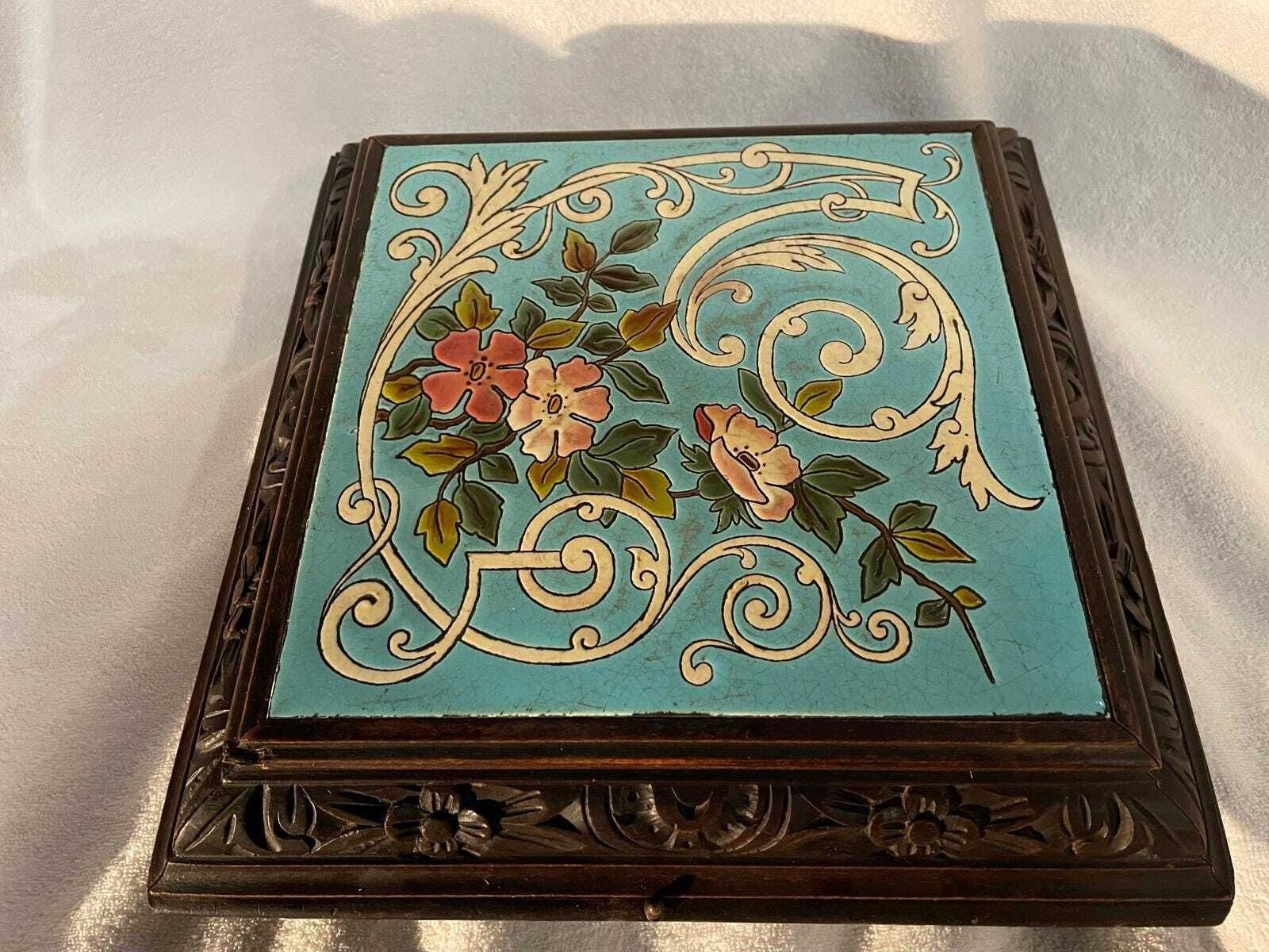 Antique Early 1900s Wind Up Music Box Stand – Hand Painted Tile & Carved Wood photo 130.0