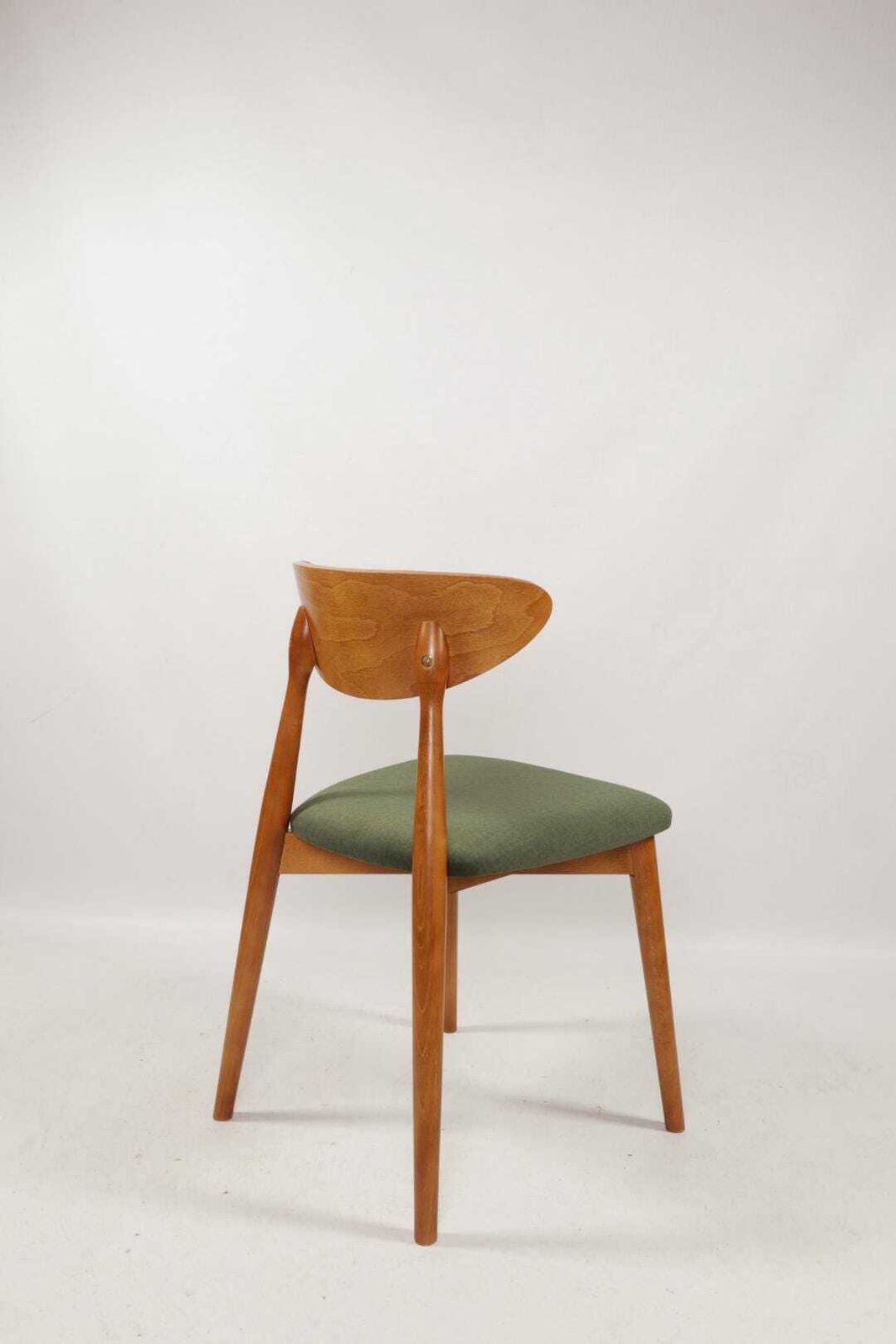 Modern Dining Chairs Set Of 4 , Green Velvet Fabric Office Chairs, Beech Wooden Chairs photo 750.0