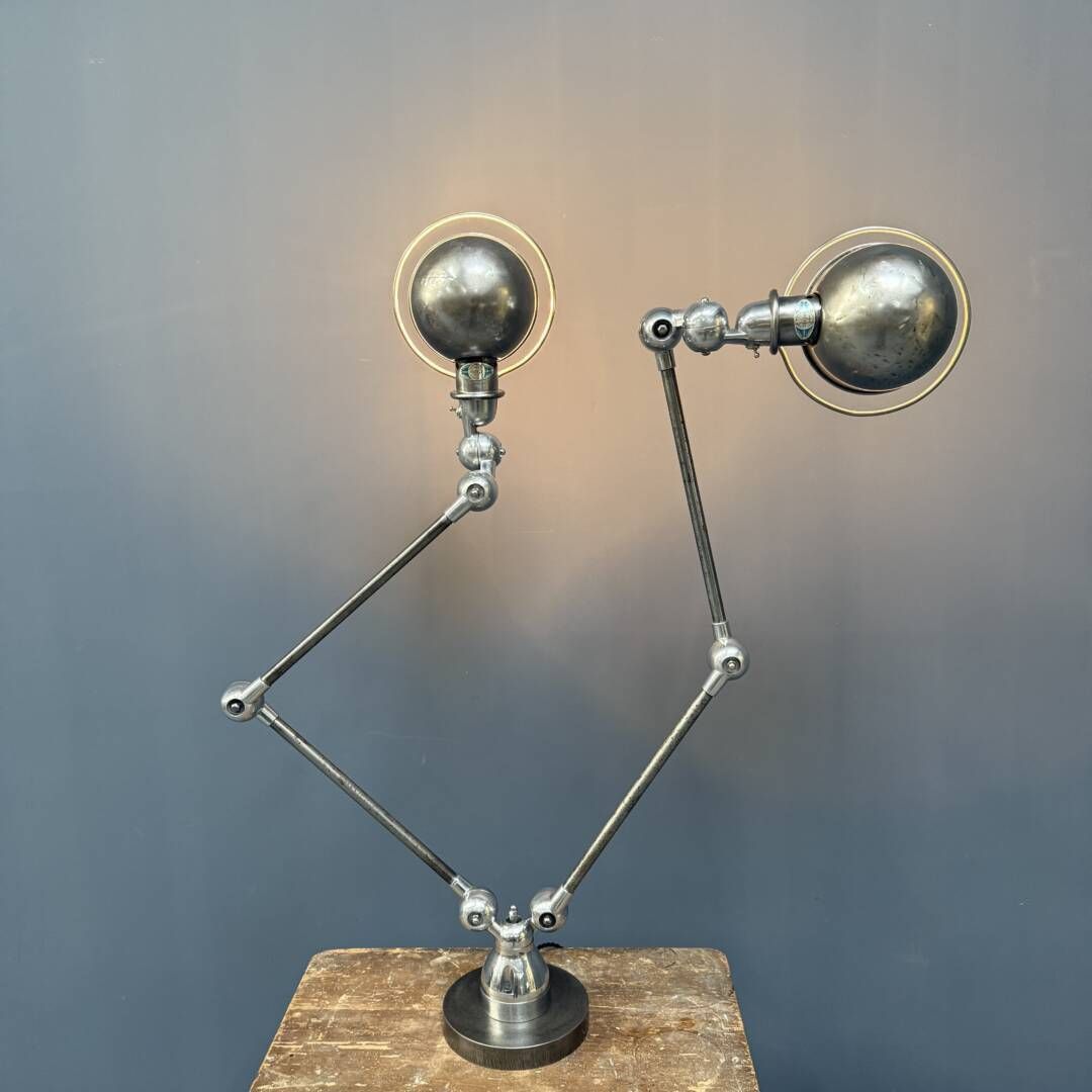 Unieke Dubbele Semi Arms Gepolijste Jiele Tafellamp photo Verlichting