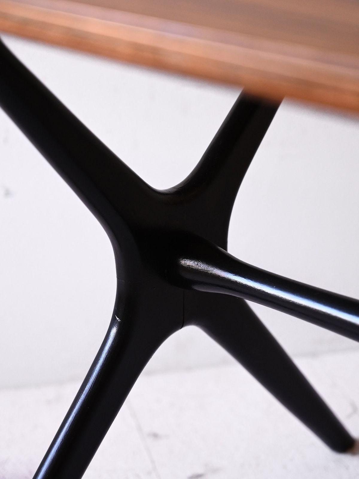 Scandinavian Coffee Table With Black Legs photo vinterior