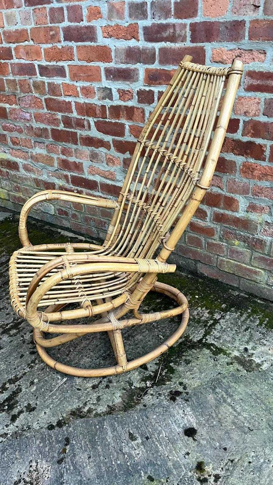 photo furniture Vintage Bamboo Chair /Armchair With Circular Base