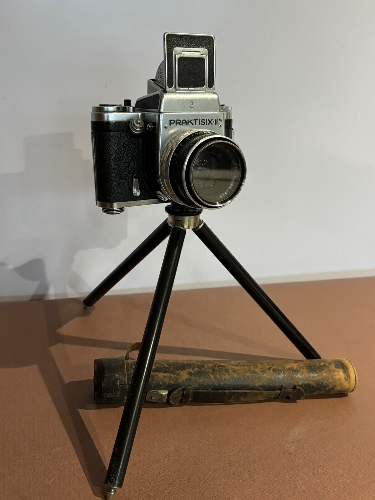 photo furniture Vintage Camera. Praktisix II A