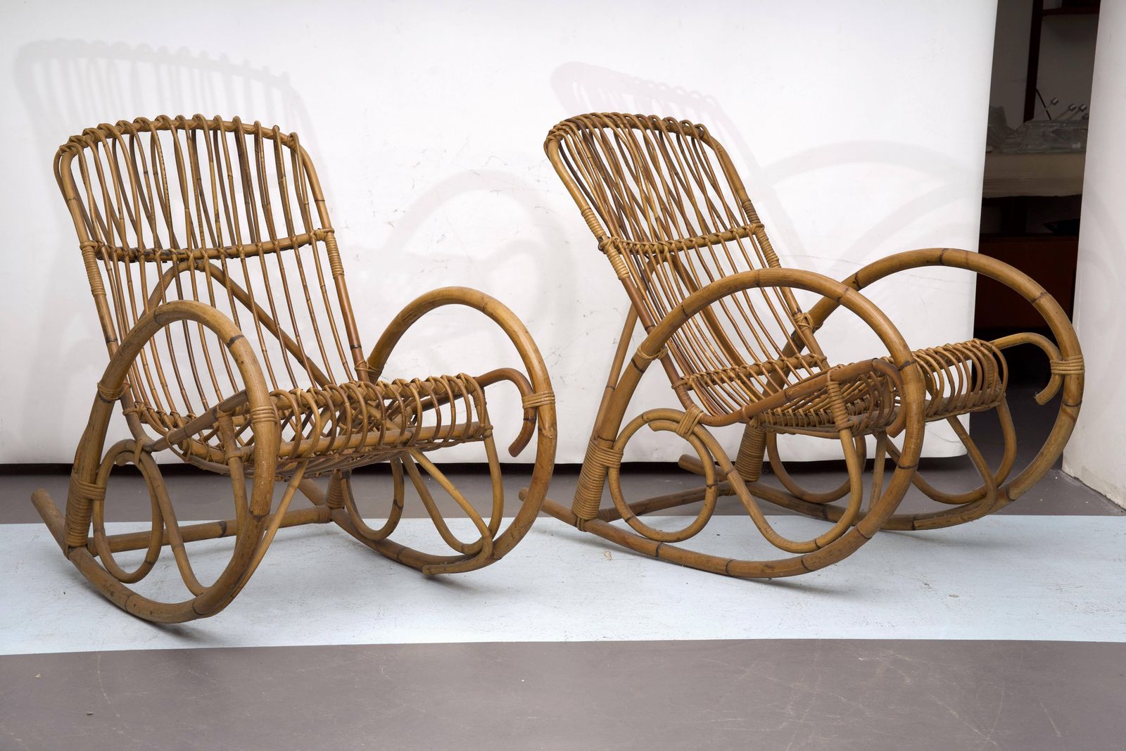 Franco Albini Style, Pair Of Rattan And Bamboo Rocking Chairs. Italy 1950s photo vinterior