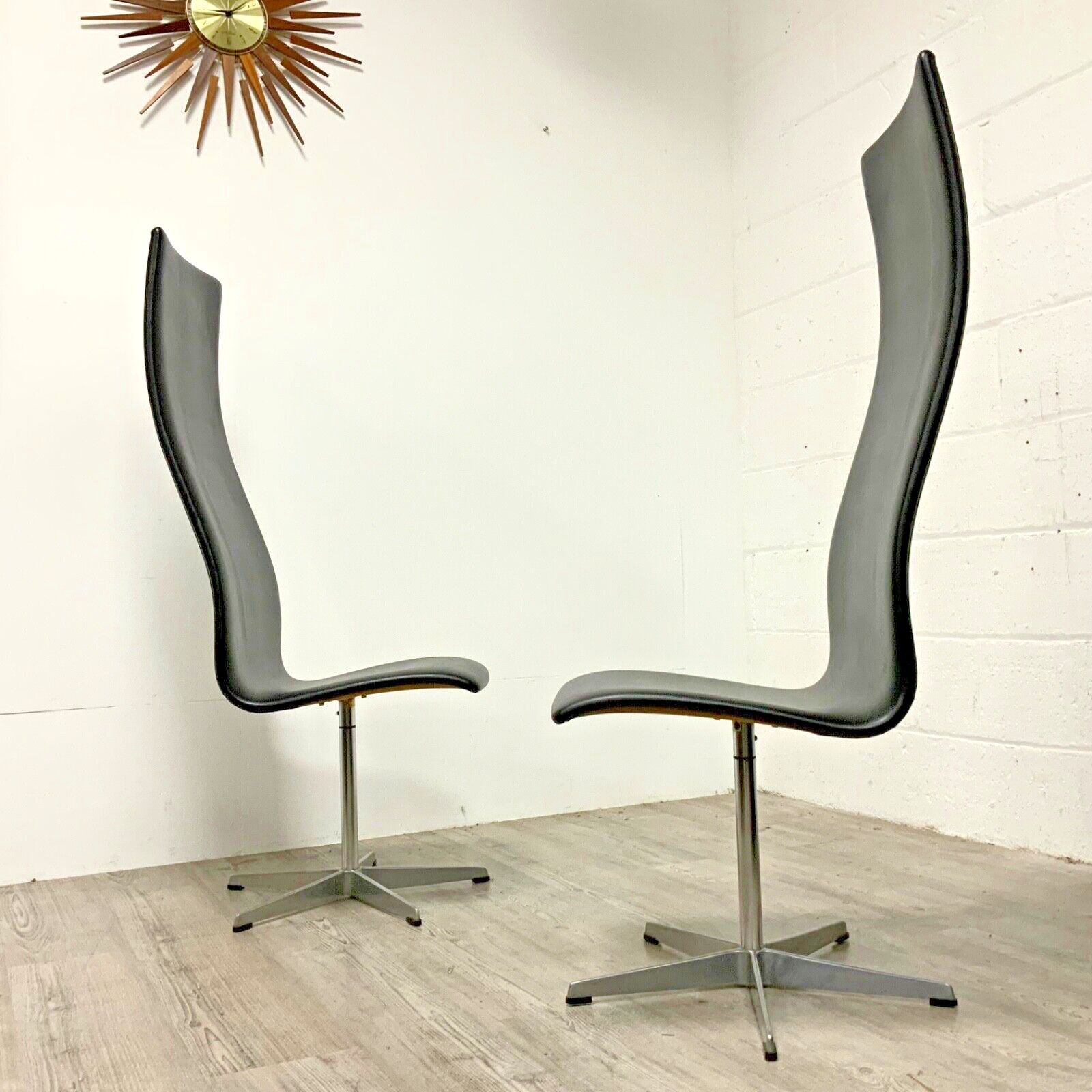 An Early 1960s Oxford Chair By Arne Jacobsen For Fritz Hansen Danish  / 1