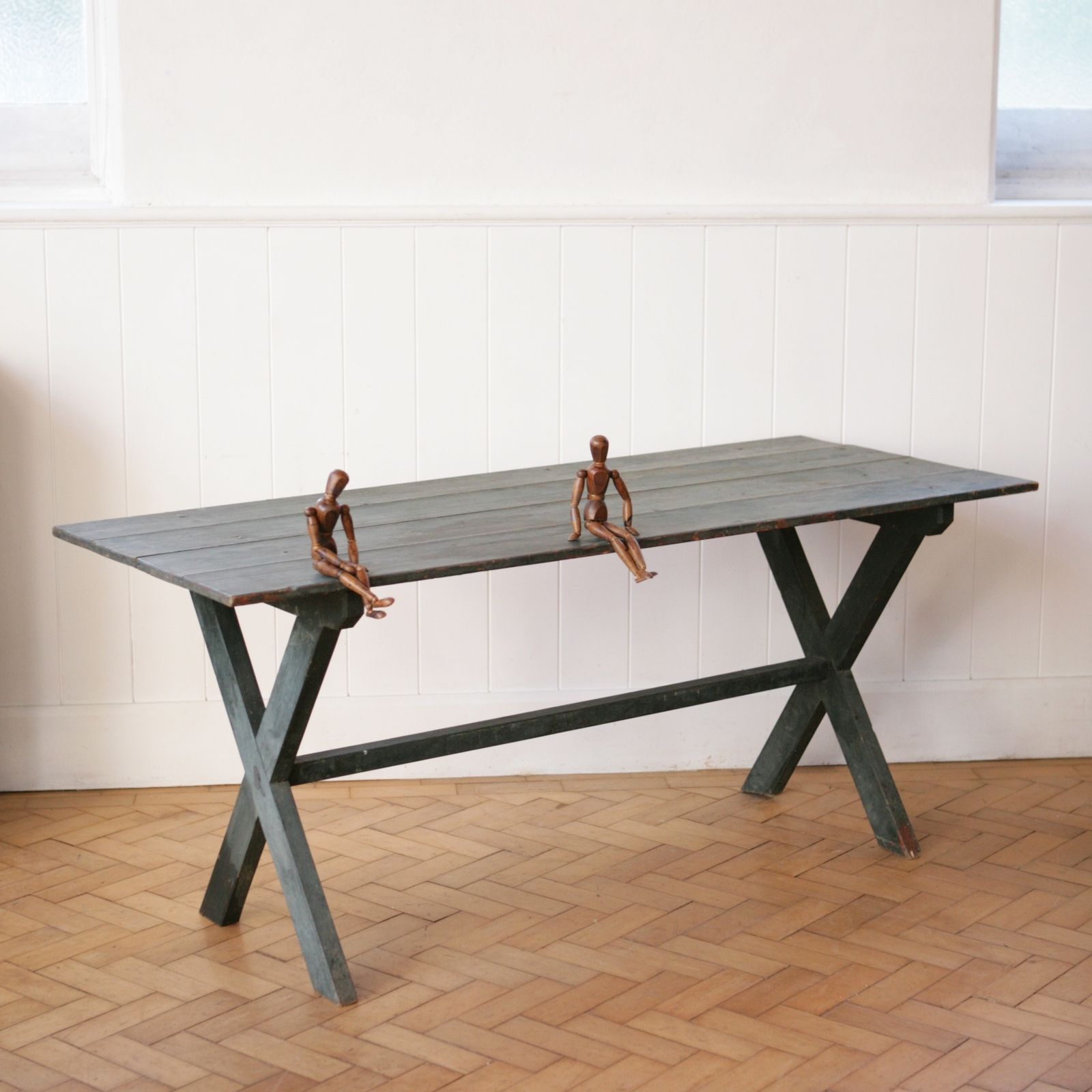 photo furniture C19th French Blue Painted Tavern Table