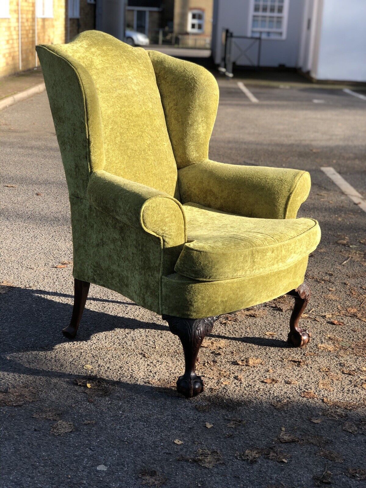 Antique Library Armchair, Fine Carved Mahogany Legs. photo vintage