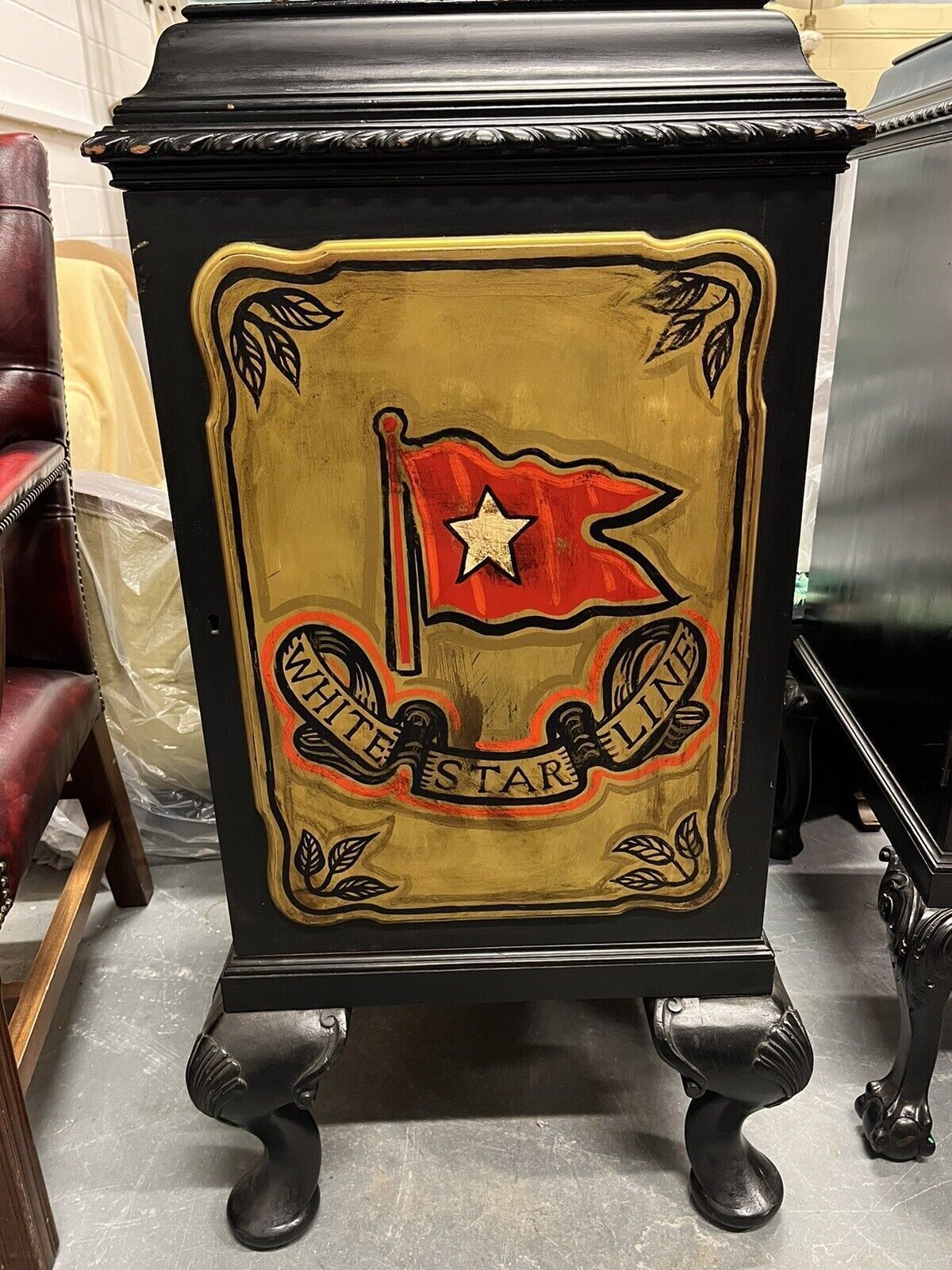 Titanic White Star Line Cellarette / Drinks Cabinet photo vinterior
