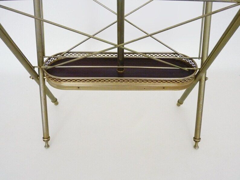 Neoclassical Baroque Folding Magazine Rack In Gold Metal. 50s photo vinterior