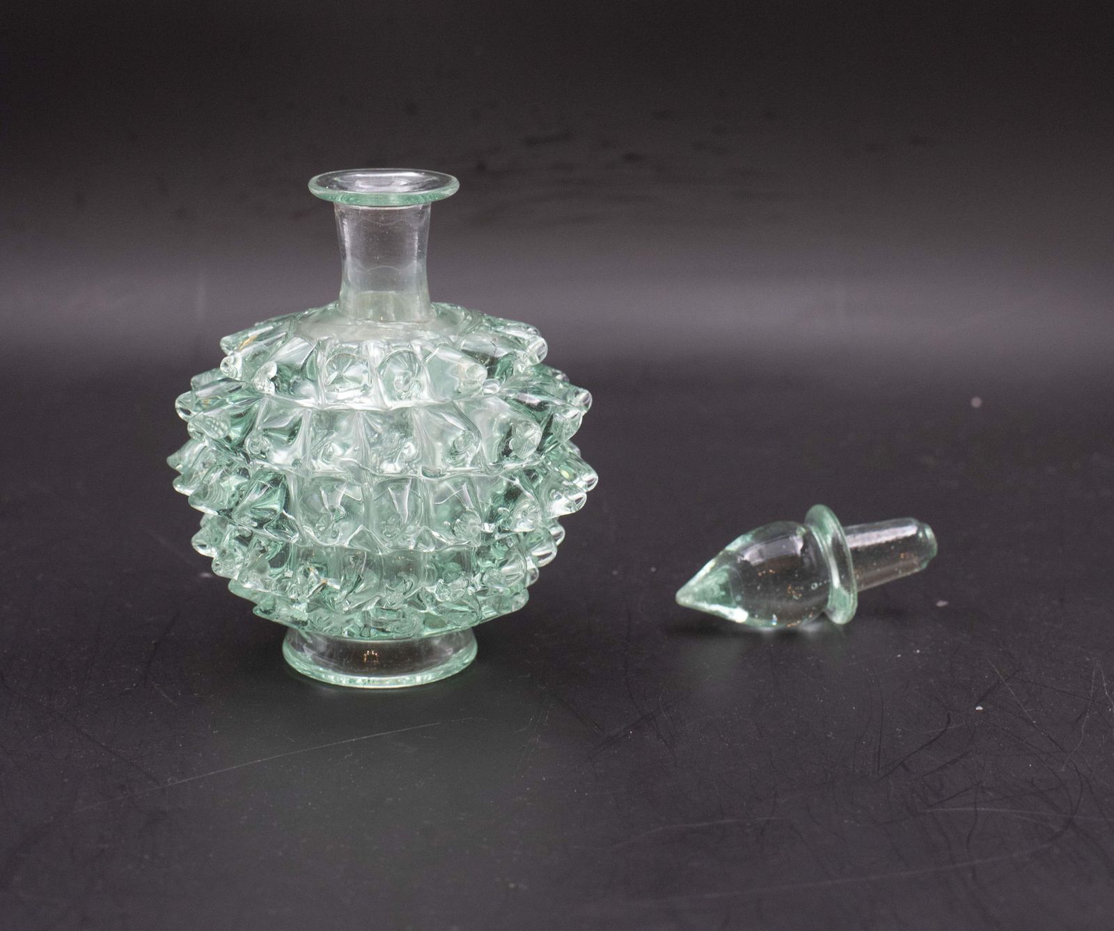 photo furniture Rare Green Ercole Barovier Rostrato Murano Glass Vase For Barovier & Toso