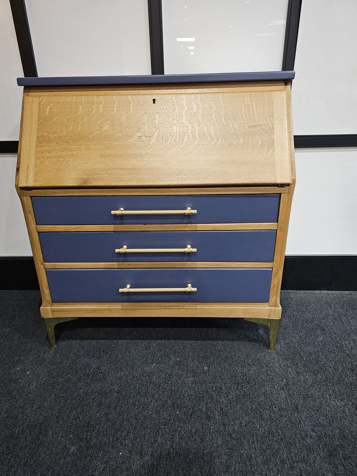 . Beautifully Restored And Refurbished Antique Writing Desk. Stripped Back To The Original English Oak.All Drawers Etc Are Really Hand Crafted Dovetailed And A Real Piece Of Genuine Furniture. Will Look Fantastic In Any Home .