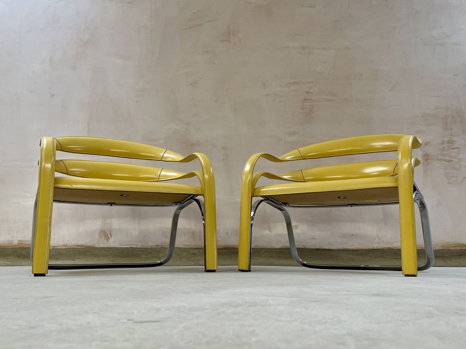 Fetteccini W Chair Pair Vladimir Kagan Armchair Cocktail Accent Statement Chair Yellow photo vintage