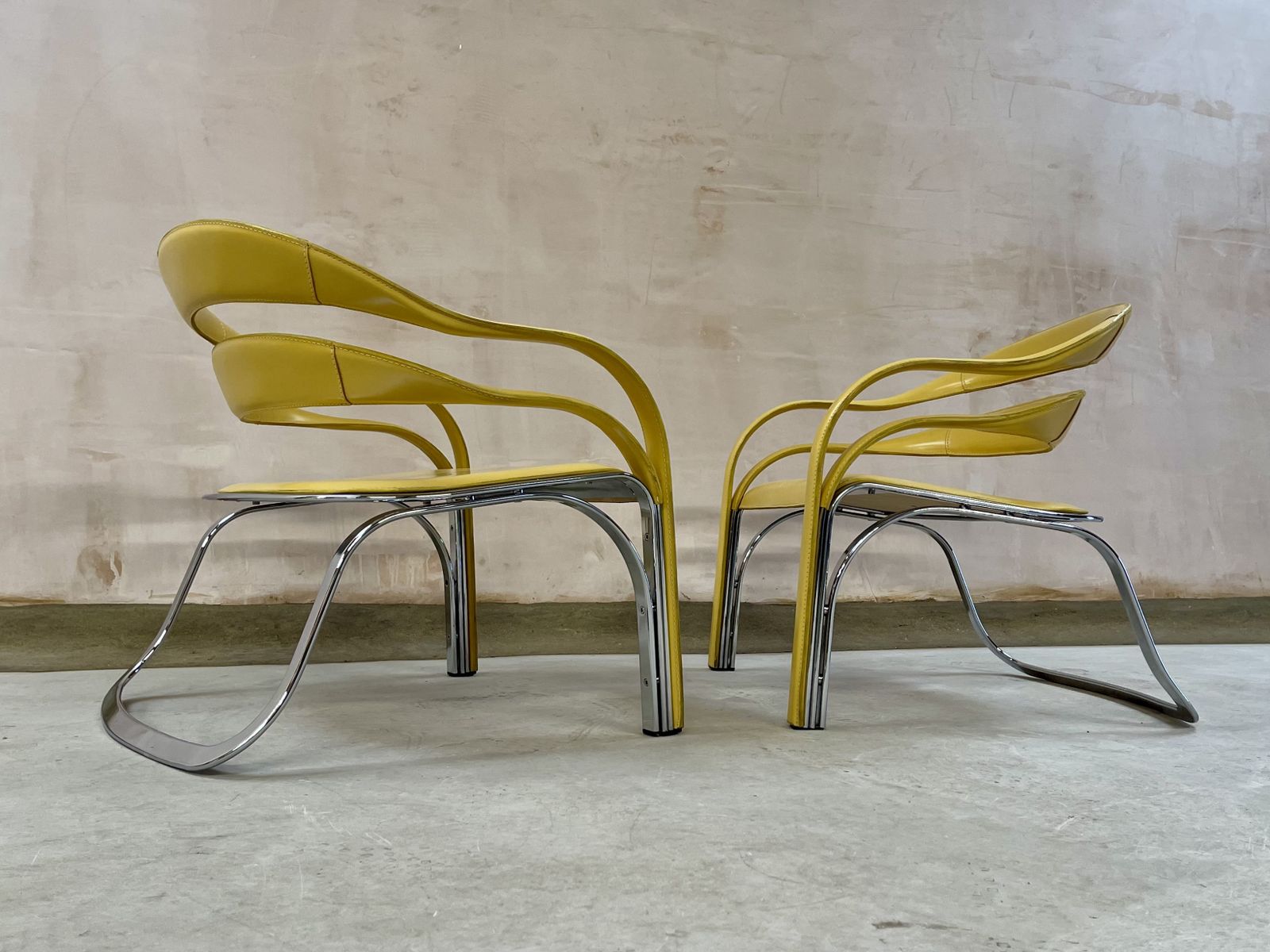 Fetteccini W Chair Pair Vladimir Kagan Armchair Cocktail Accent Statement Chair Yellow photo furniture