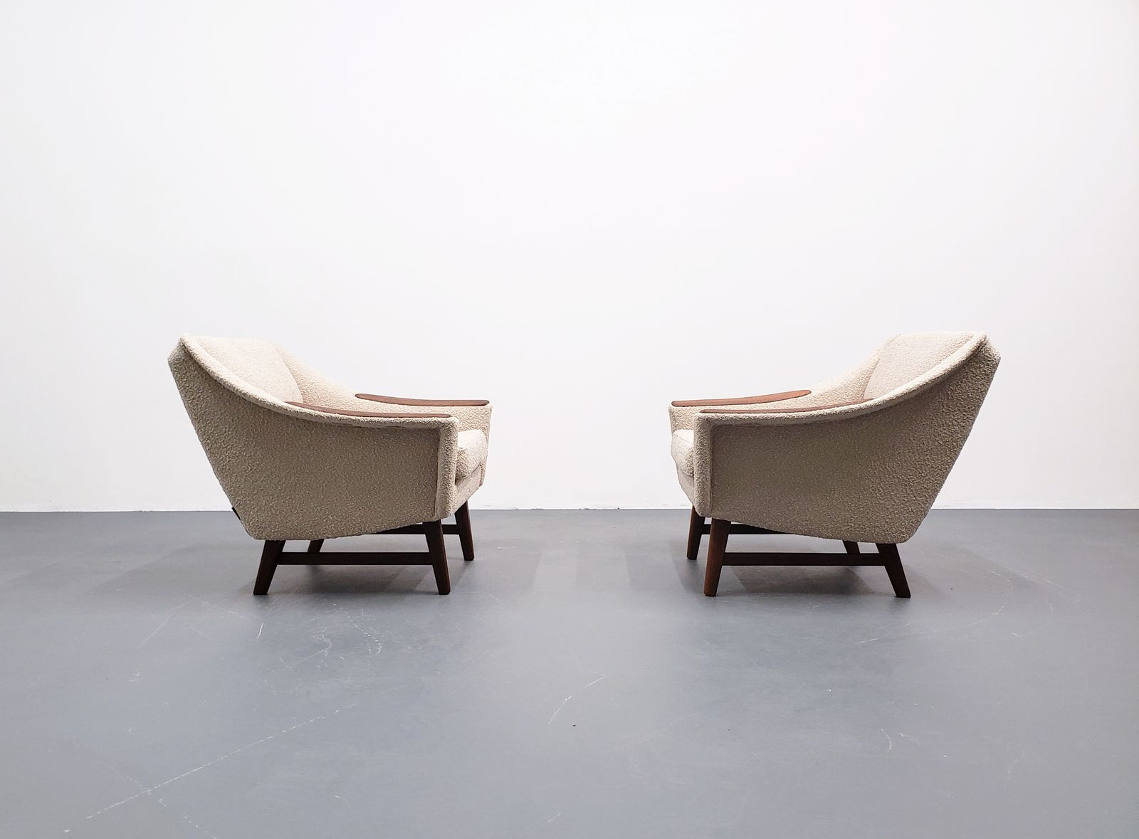 Set Of Two   1960 Mid Century Danish Teak Loungers In Beige Boucle photo for sale