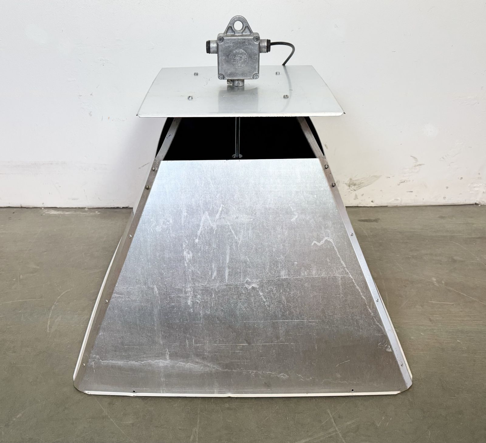 photo buy Large Silver Industrial Factory Pendant Lamp From Elektrosvit, 1970s, 89x