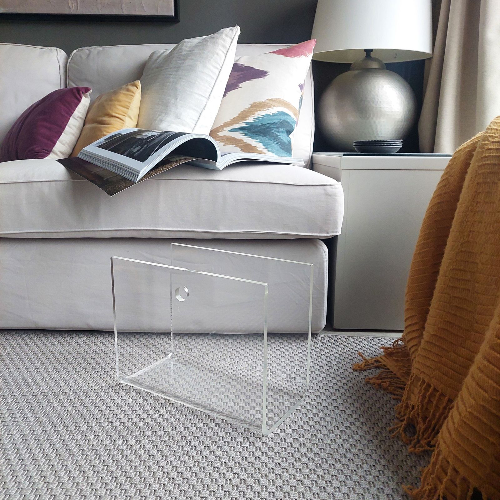 Mid Century  Lucite Acrylic Glass Magazine Rack Plexiglass Holder, 70s