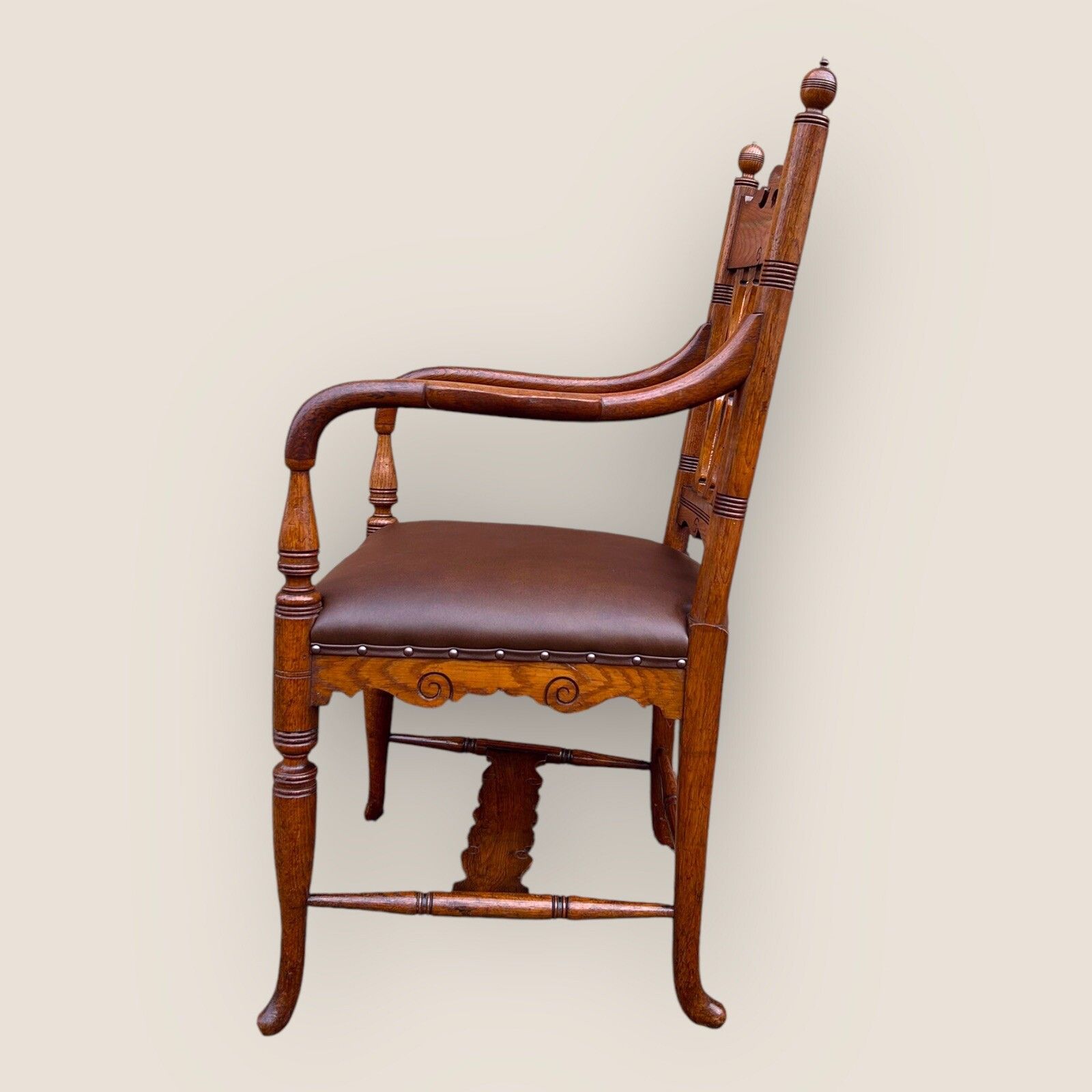 Gillows Victorian Oak Desk Chair Attributed To Bruce James Talbert photo vinterior