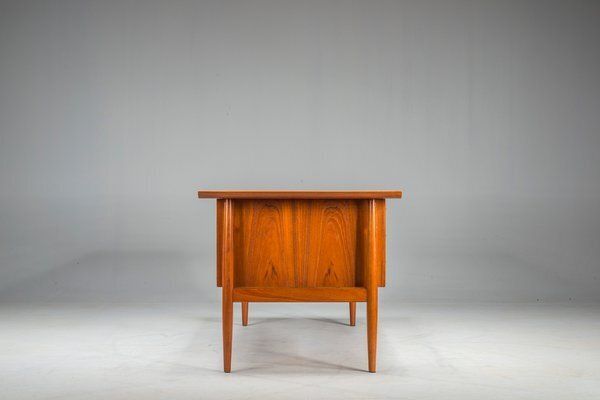 Danish Teak Executive Desk By Arne Vodder For H.P. Hansen, 1960s photo vinterior