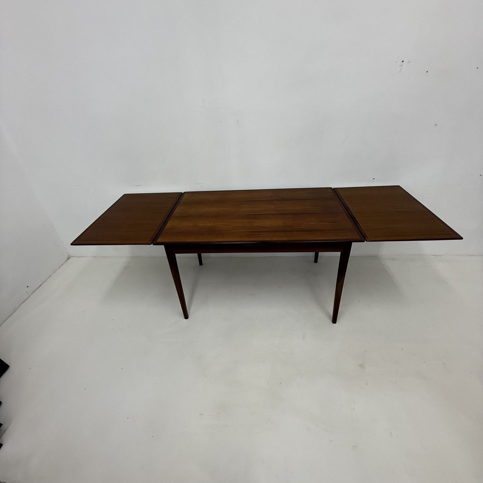 Vintage Extendable Dining Table , 1960’s photo vintage