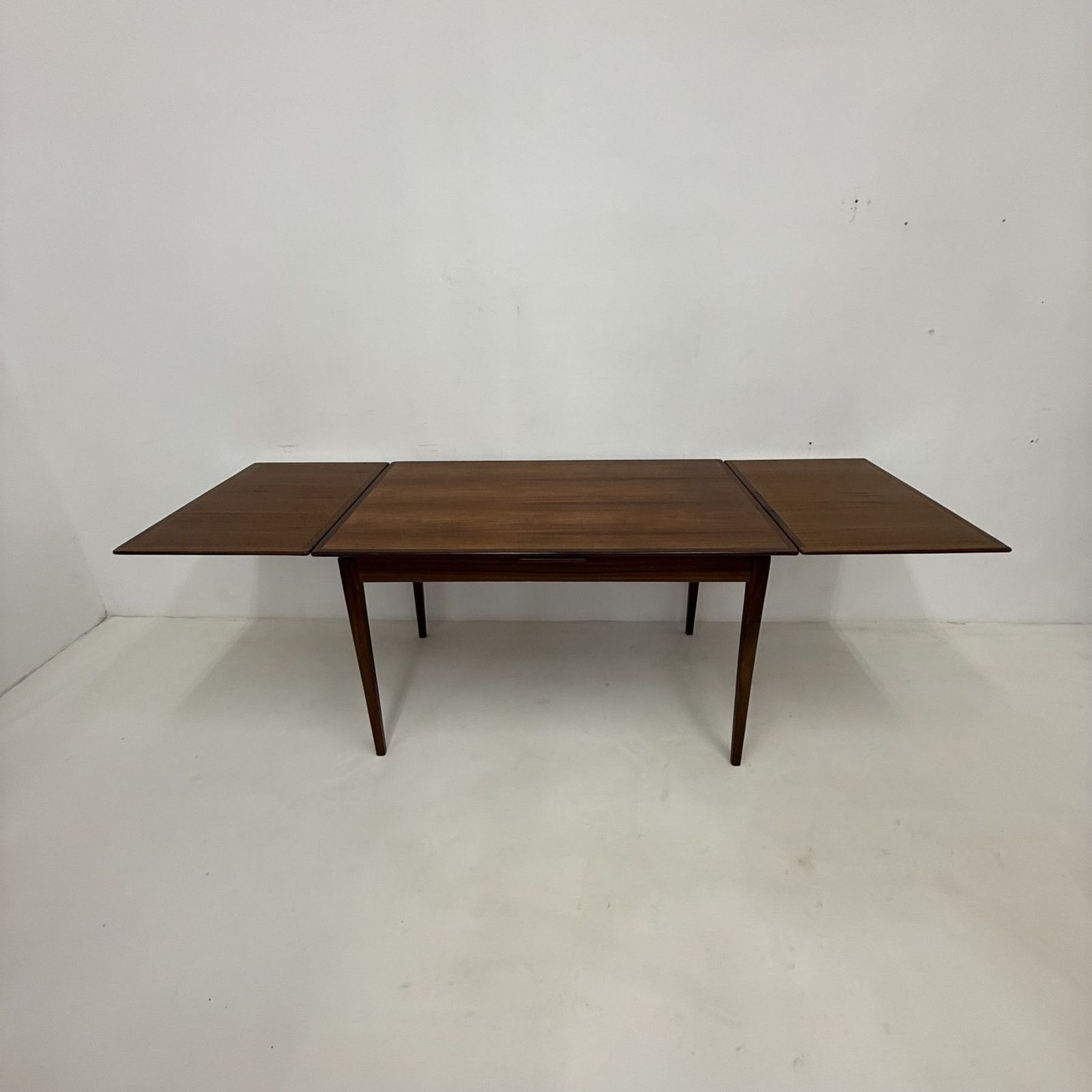 photo vinterior Vintage Extendable Dining Table , 1960’s
