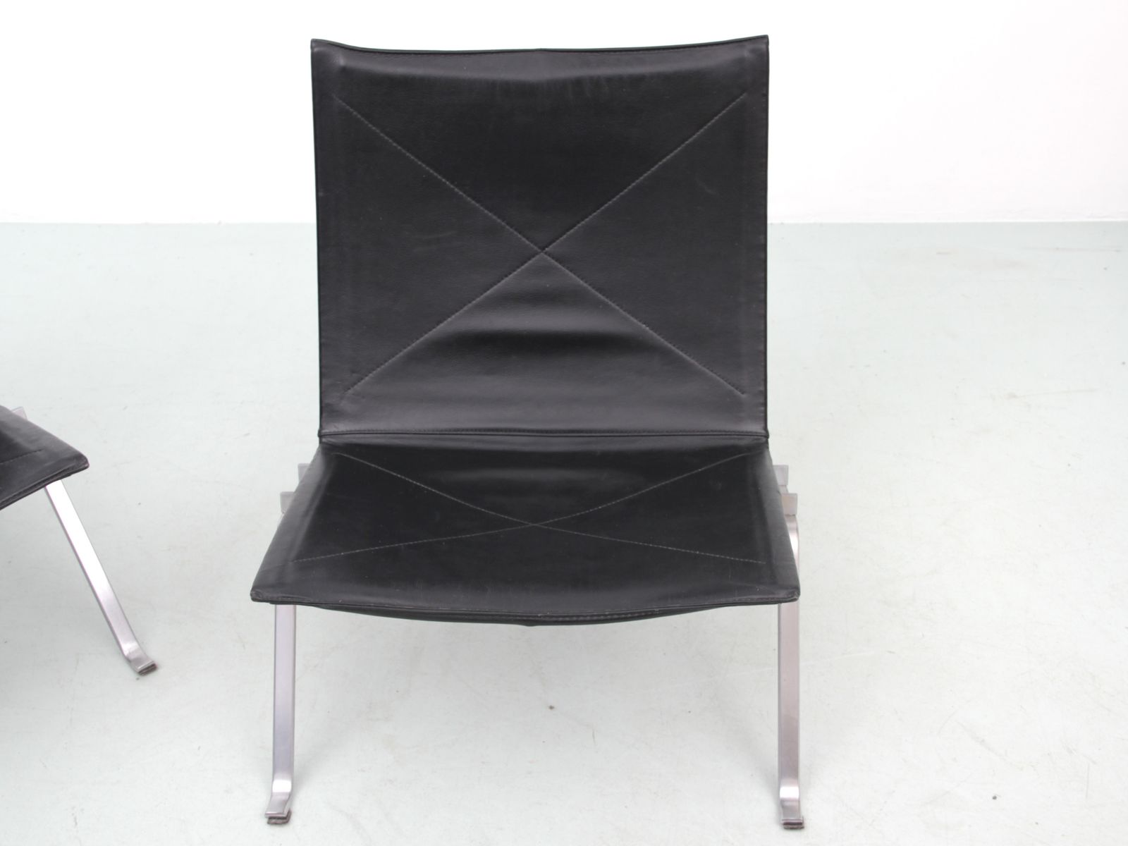 Mid Century Modern Scandinavian Pair Of Pk 22 By Poul Kjaerholm For Kold Christensen photo Furniture