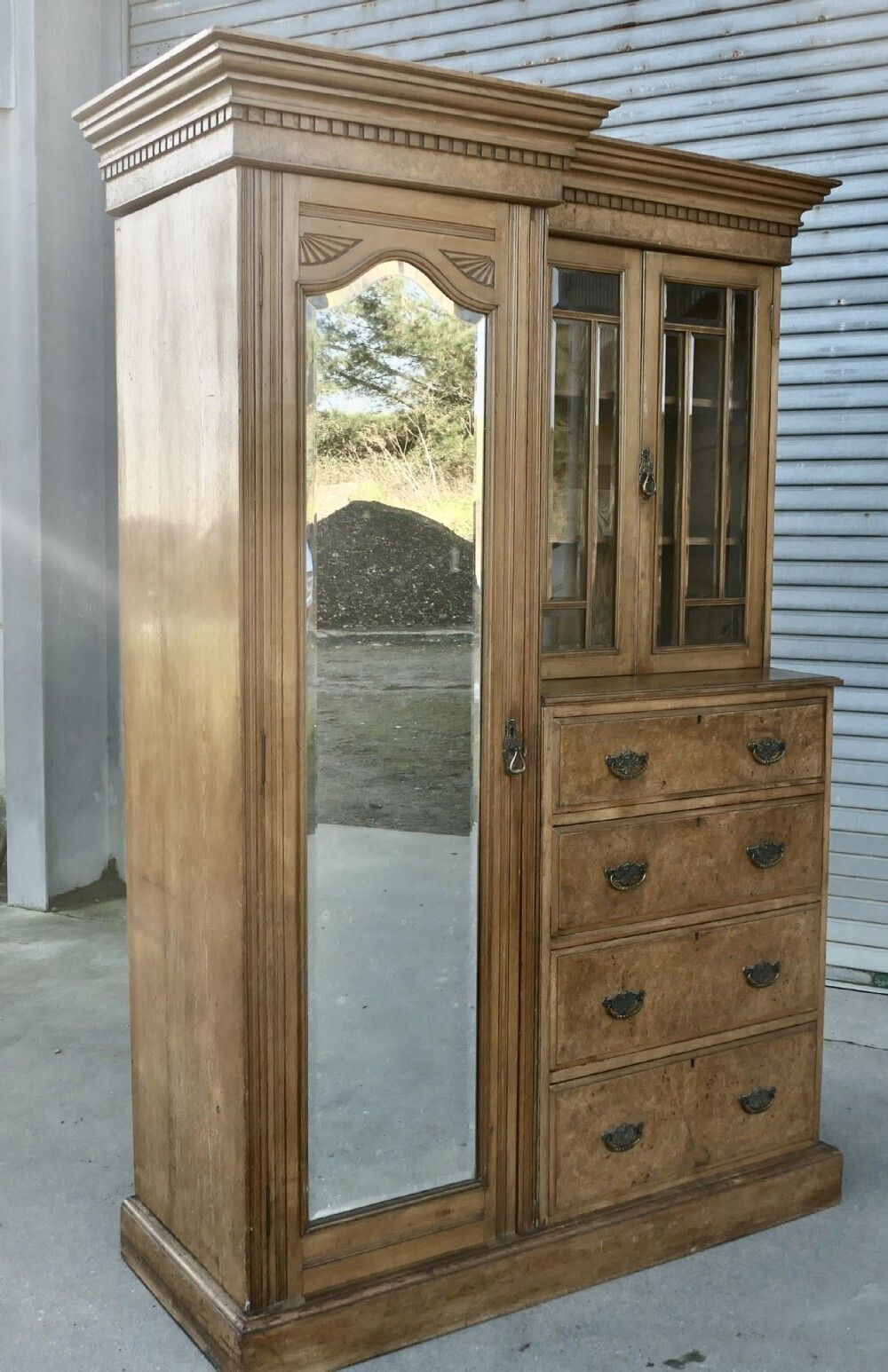 A Charming Single Wardrobe Compactum In Ash And Bur Walnut photo 2340.0