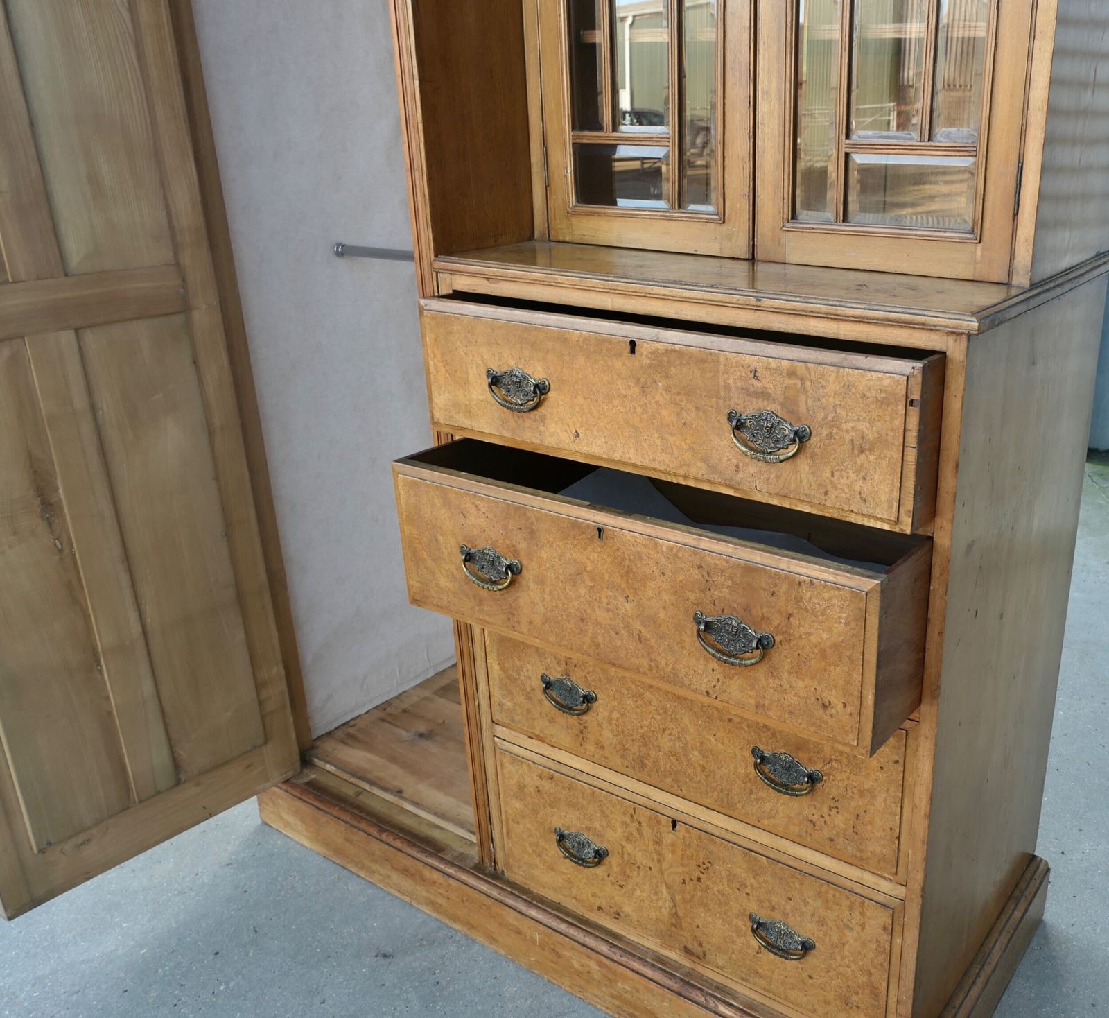 A Charming Single Wardrobe Compactum In Ash And Bur Walnut photo vintage