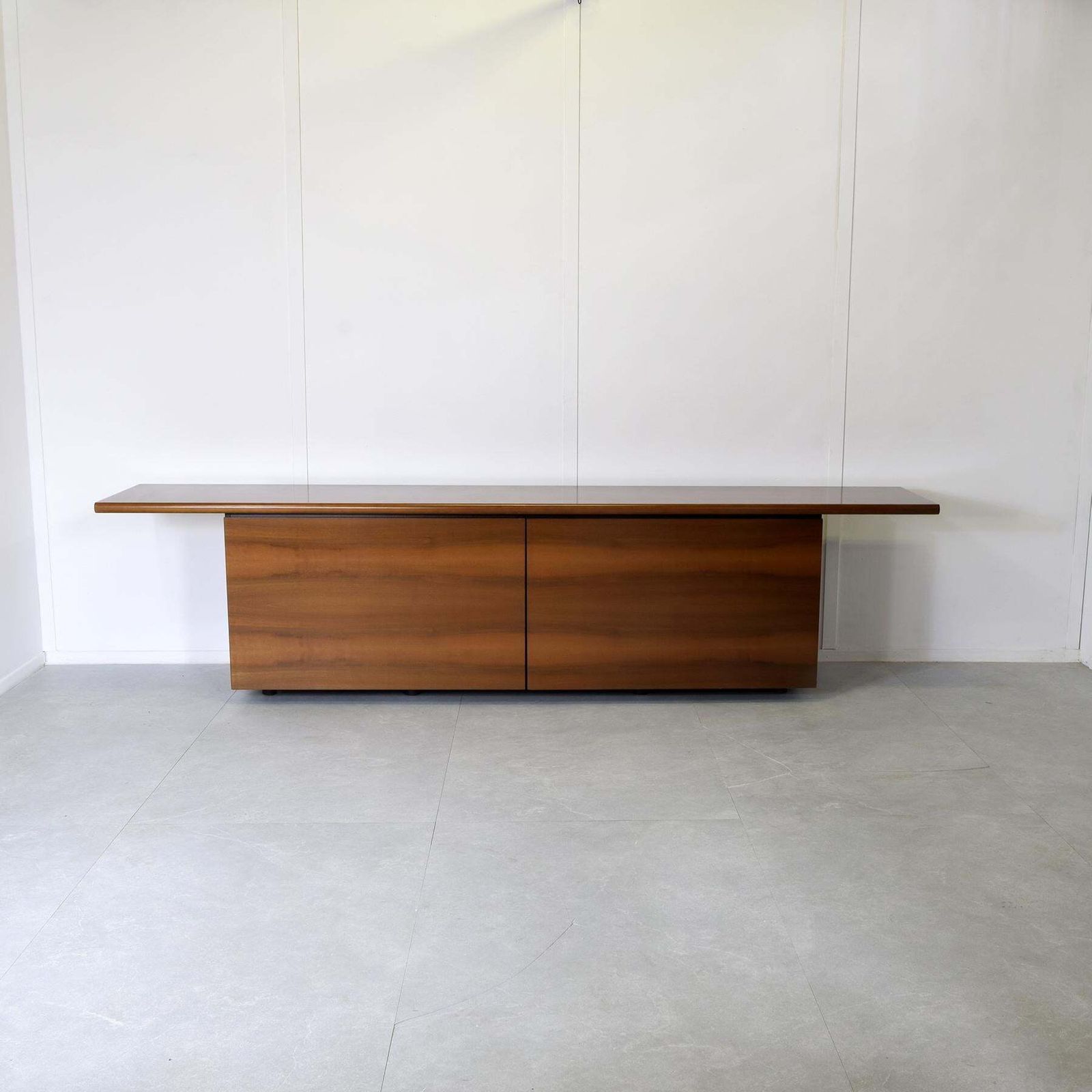 Giotto Stoppino Ludovico Acerbis Sheraton Sideboard 1980s. photo furniture