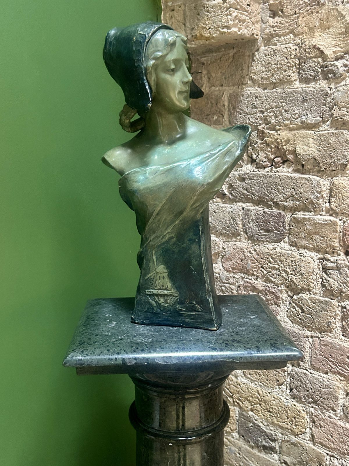 Antique Art Nouveau Goldscheider Polychrome Terracotta Bust Of A Dutch Maiden C.1900 photo furniture