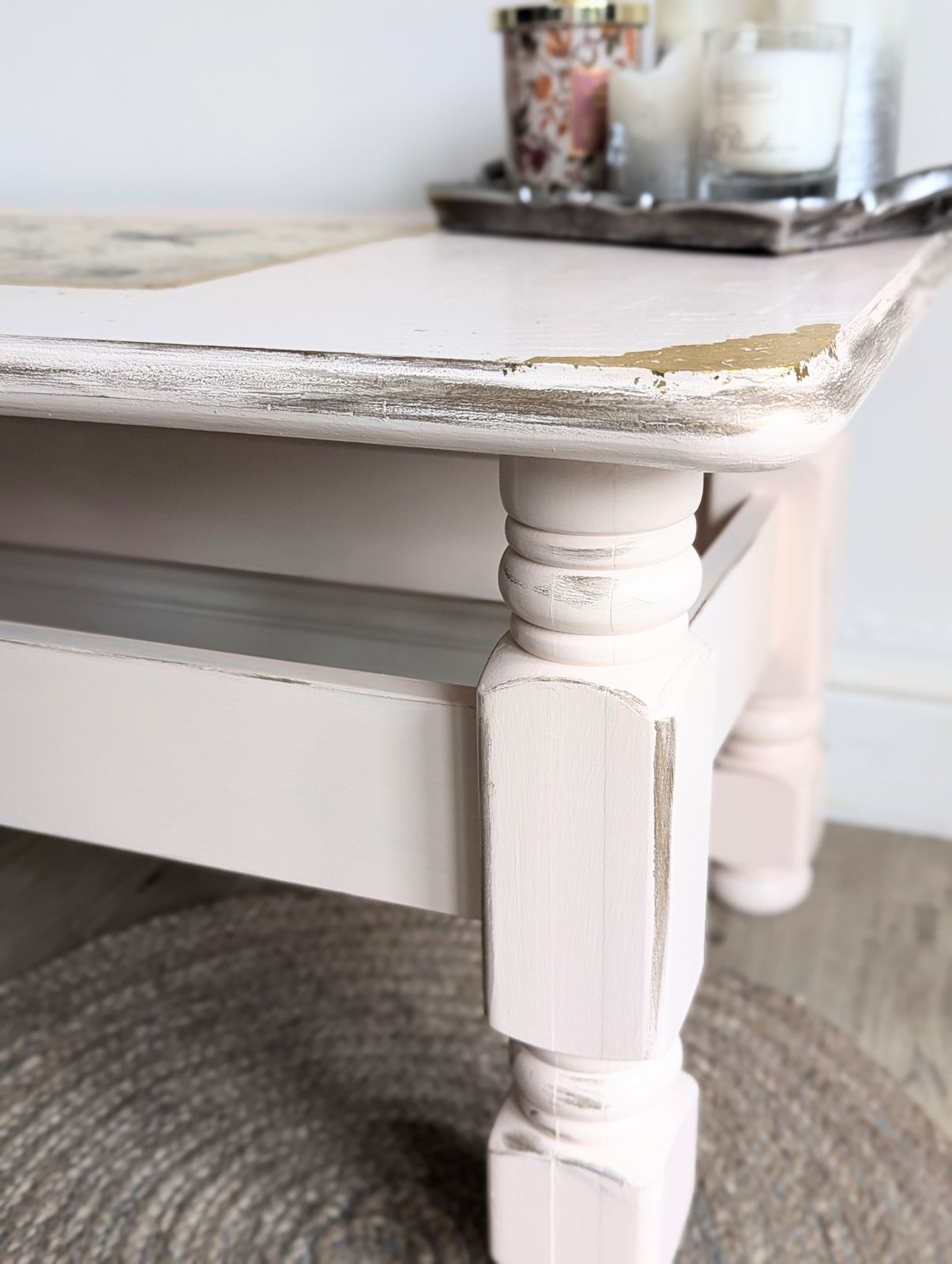 photo vintage Upcycled Coffee Table Frenchic Sweet Cheeks Pink