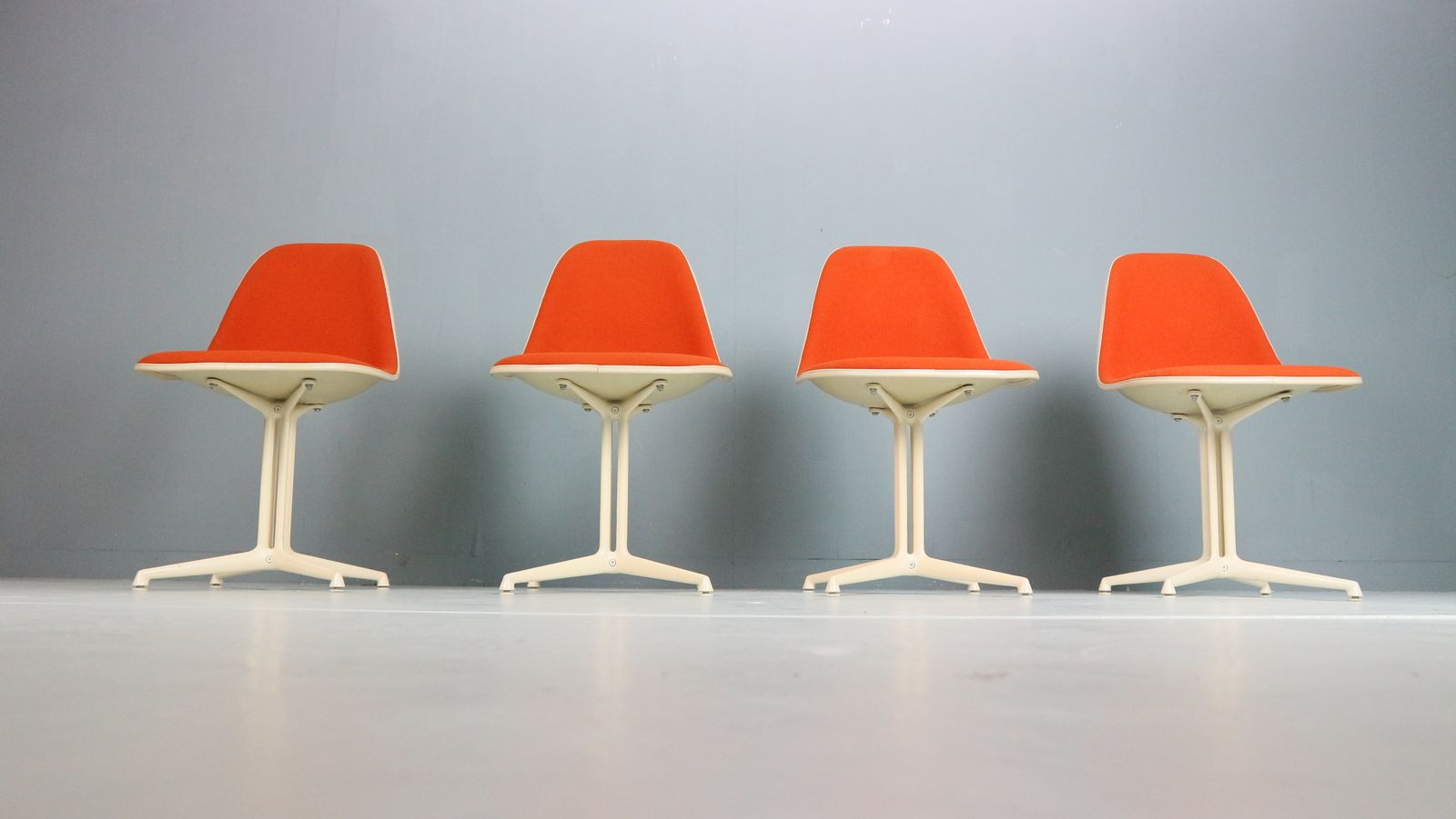 Charles & Ray Eames Set Of 4 Orange "La Fonda" Chairs For Herman Miller, 1960 photo for sale