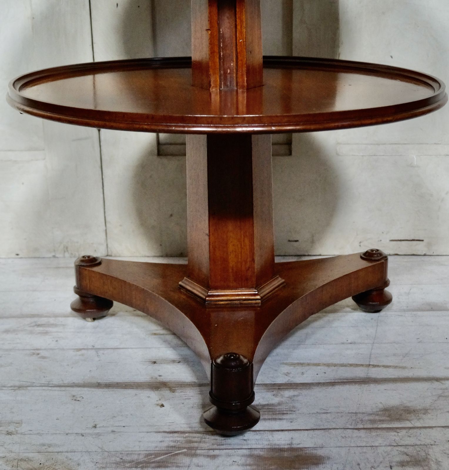 Georgian Mahogany Metamorphic 3 Tier Dumb Waiter photo Furniture