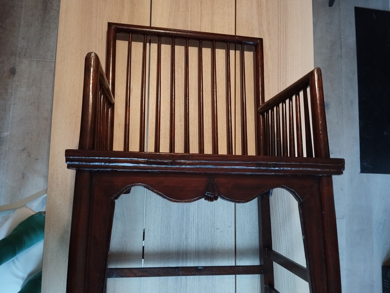 Early 20th Century Hongmu Comb Back Armchairs photo furniture