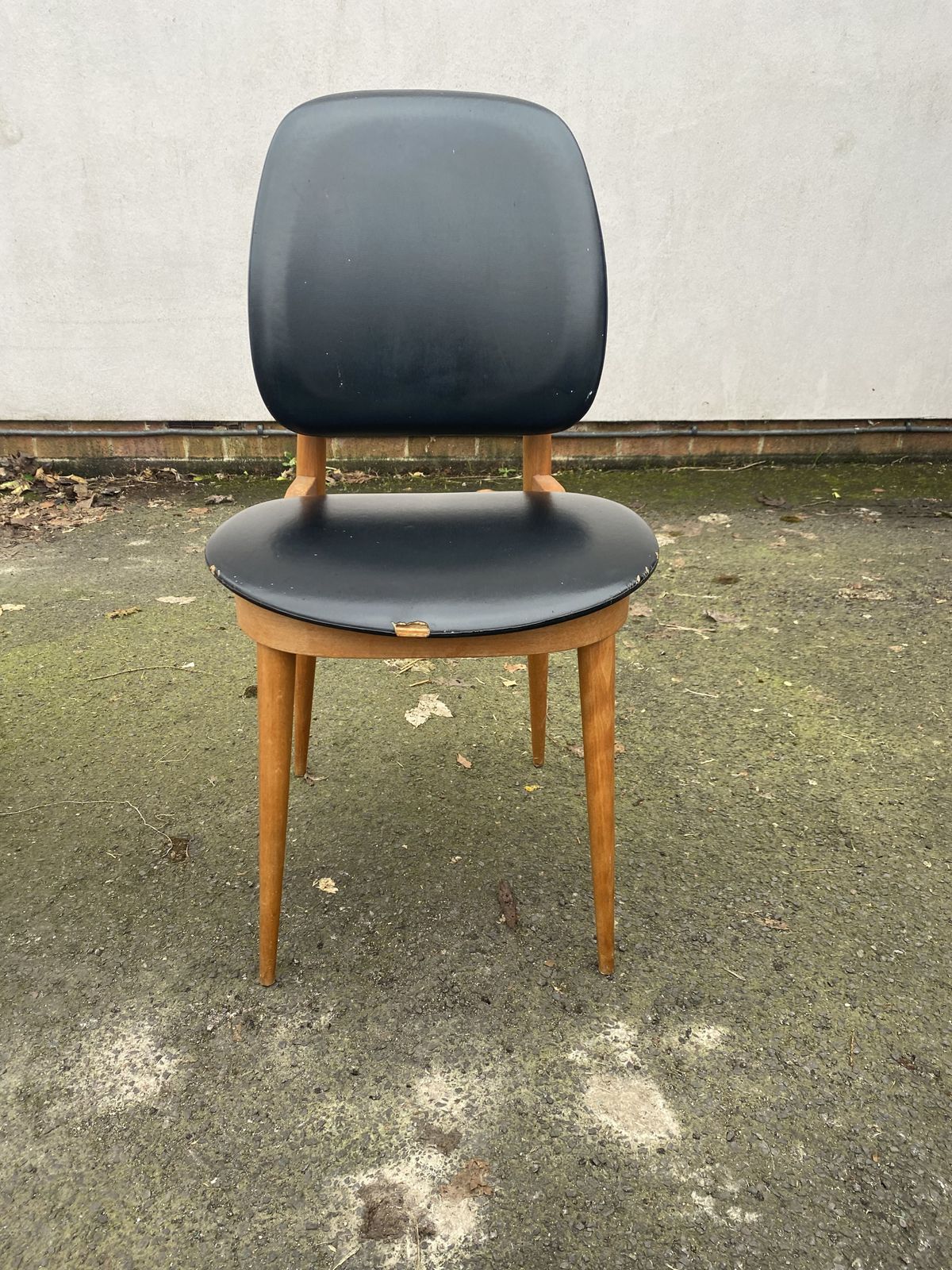 Furniture Pegase Chairs By Pierre Guariche For Baumann, 1960s, Set Of 4 photo