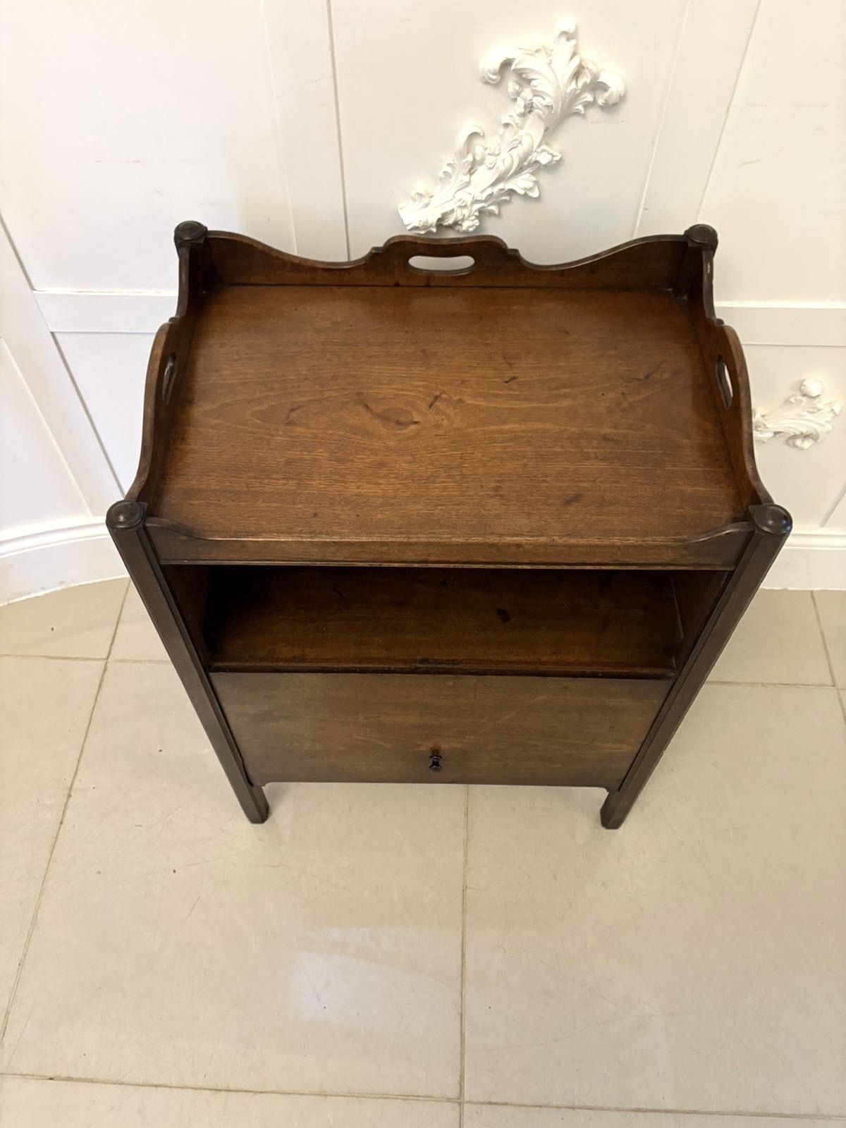 Unusual Antique 18th Century Quality Mahogany Bedside Cabinet photo 1585.0