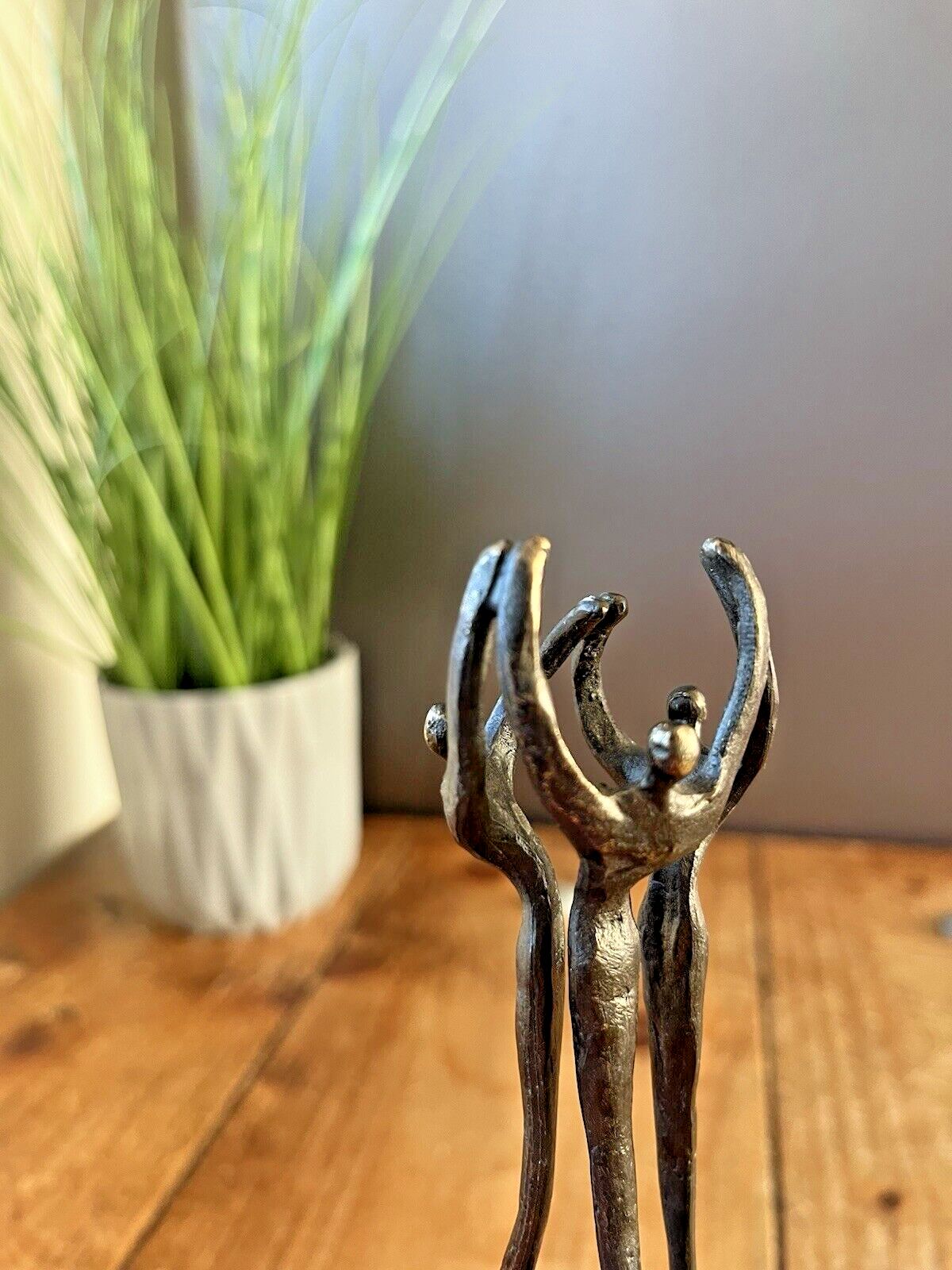 Home Decor Modernist Dutch Corry Ammerlaan Niekerk Bronzed Perspex Human Figures Sculpture photo