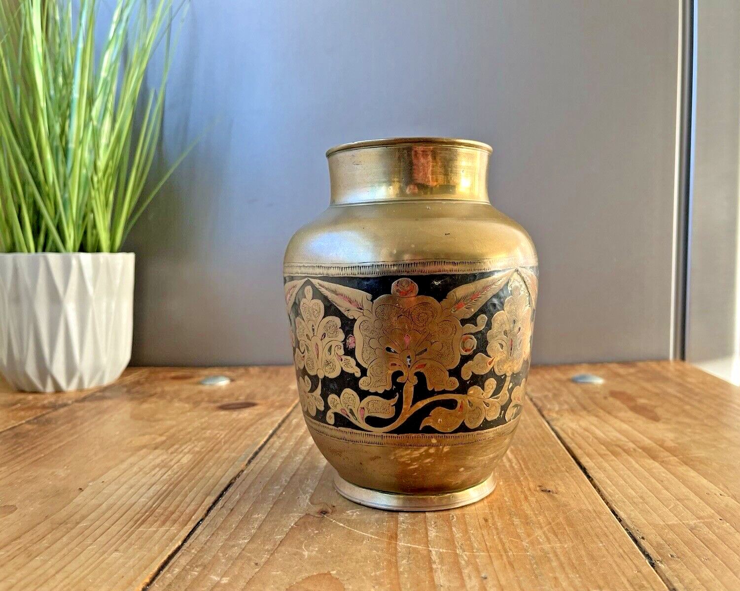 Antique Eastern Indian Brass Bronze Enamel Painted Etched Floral Mantel Vase photo Home Decor