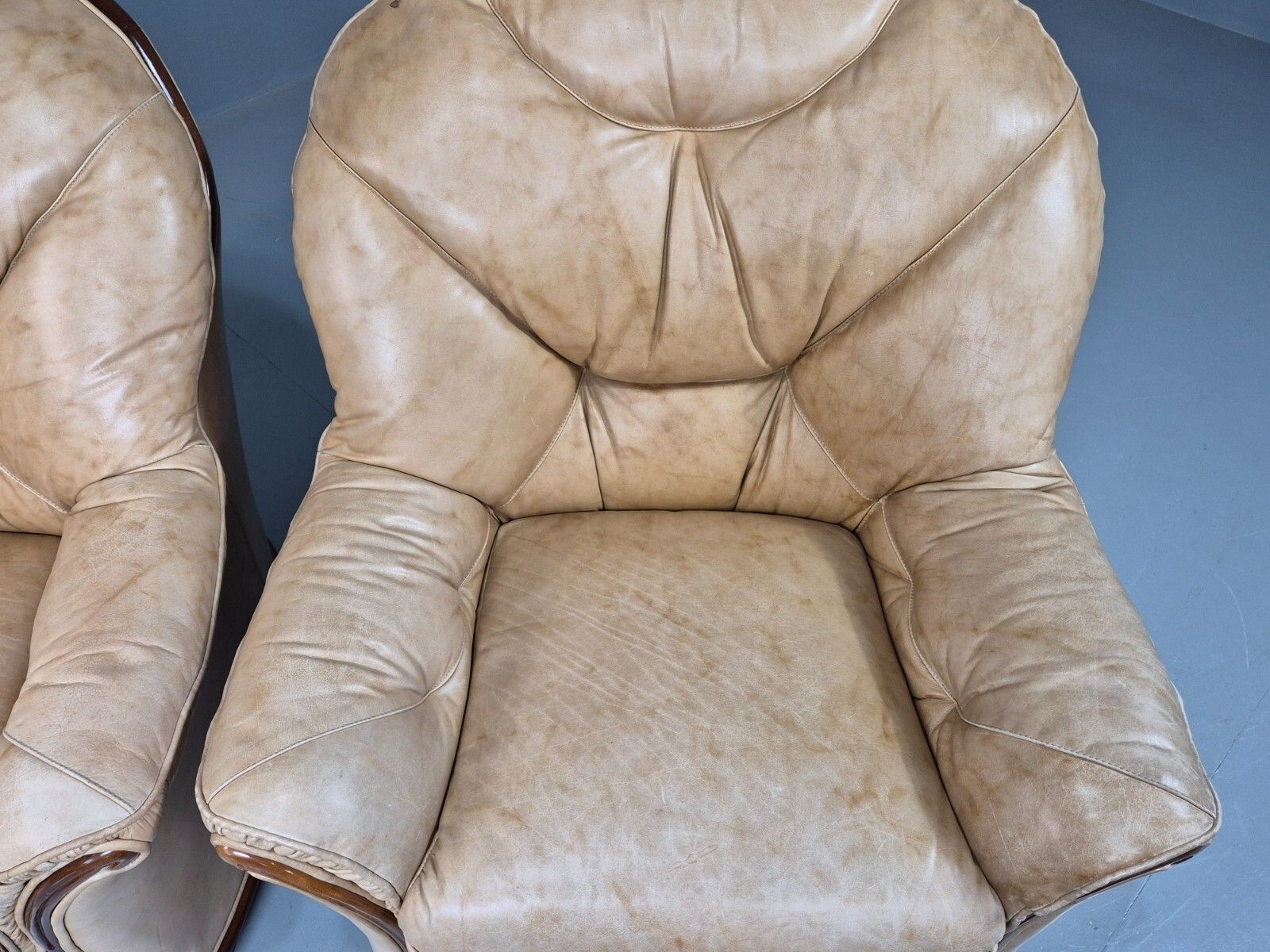 2 Vintage Danish Lounge Chairs Beige Leather Wood Trim 1990s Beeb8287 Vlea photo 300.0