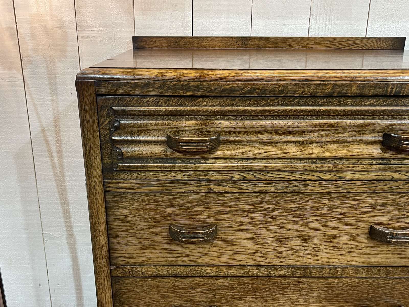 English Art Deco Chest Of Drawers In Oak From The 1950s photo vintage
