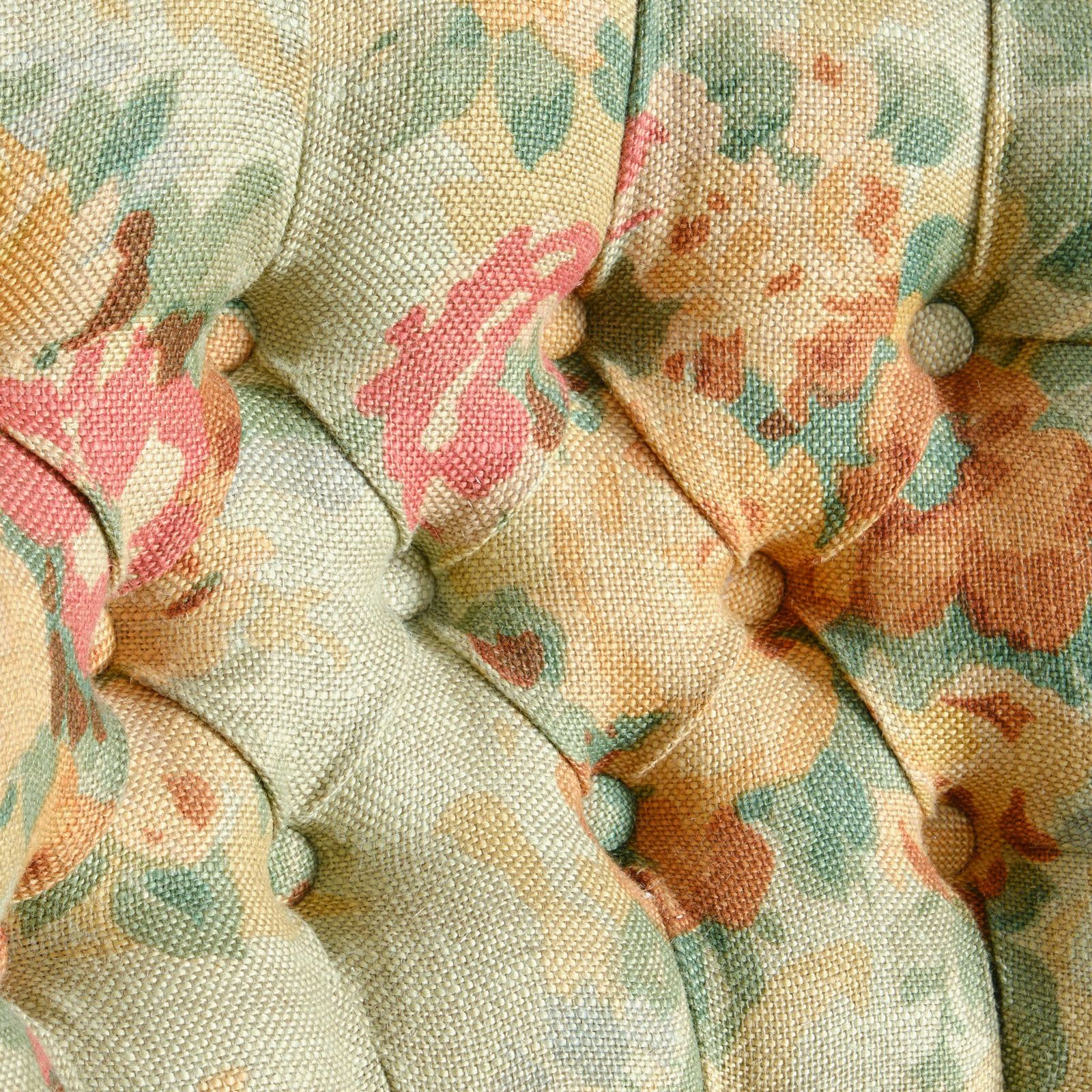 Slipper Chair In Vintage Mulberry Linen photo vinterior