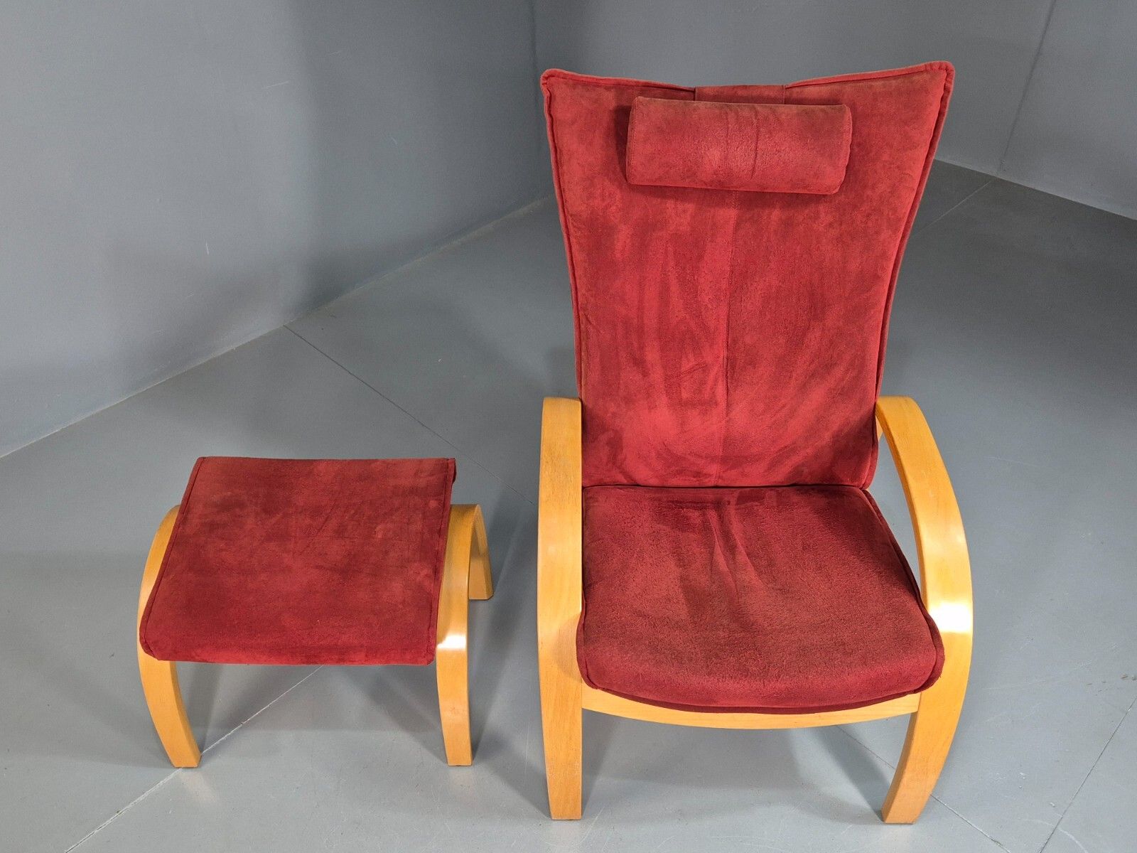 photo furniture Vintage Danish Lounge Chair Footstool Reclining Red Oak 1980s Retro Eb7438 Mben