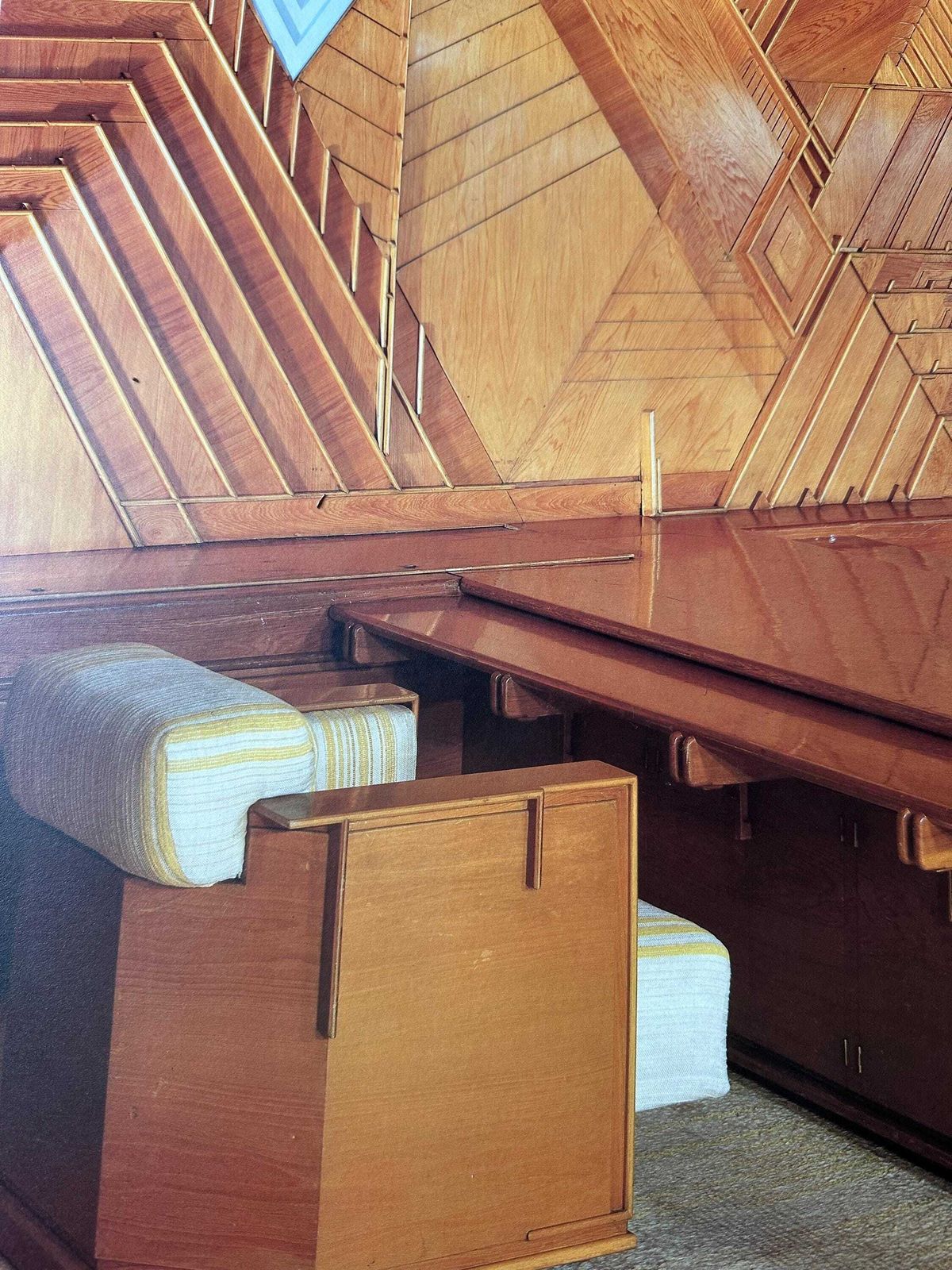 Vintage Frank Lloyd Wright Poster The Kaufmann Office Victoria And Albert Museum 1974 photo vinterior