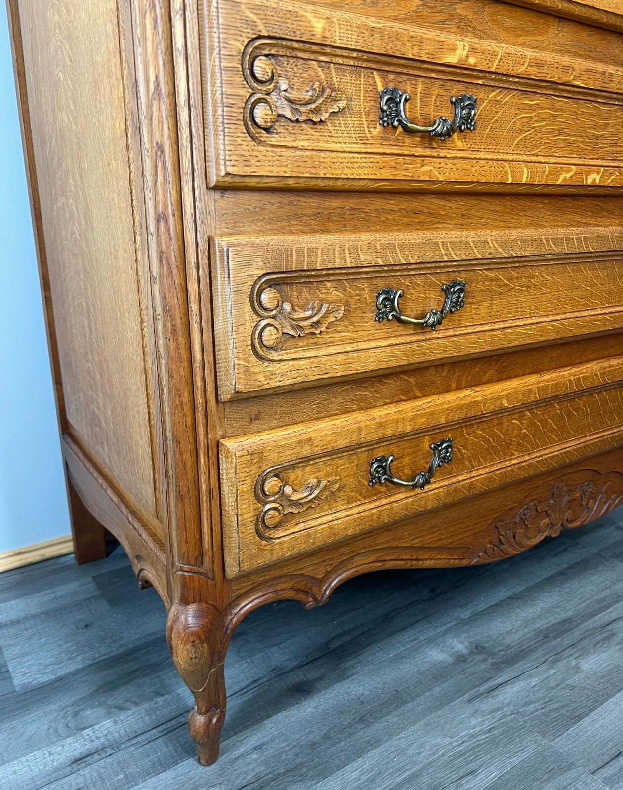 photo furniture Vintage French Louis XIV Chest Of Drawers / Sideboard / Cabinet( Lot 3555)