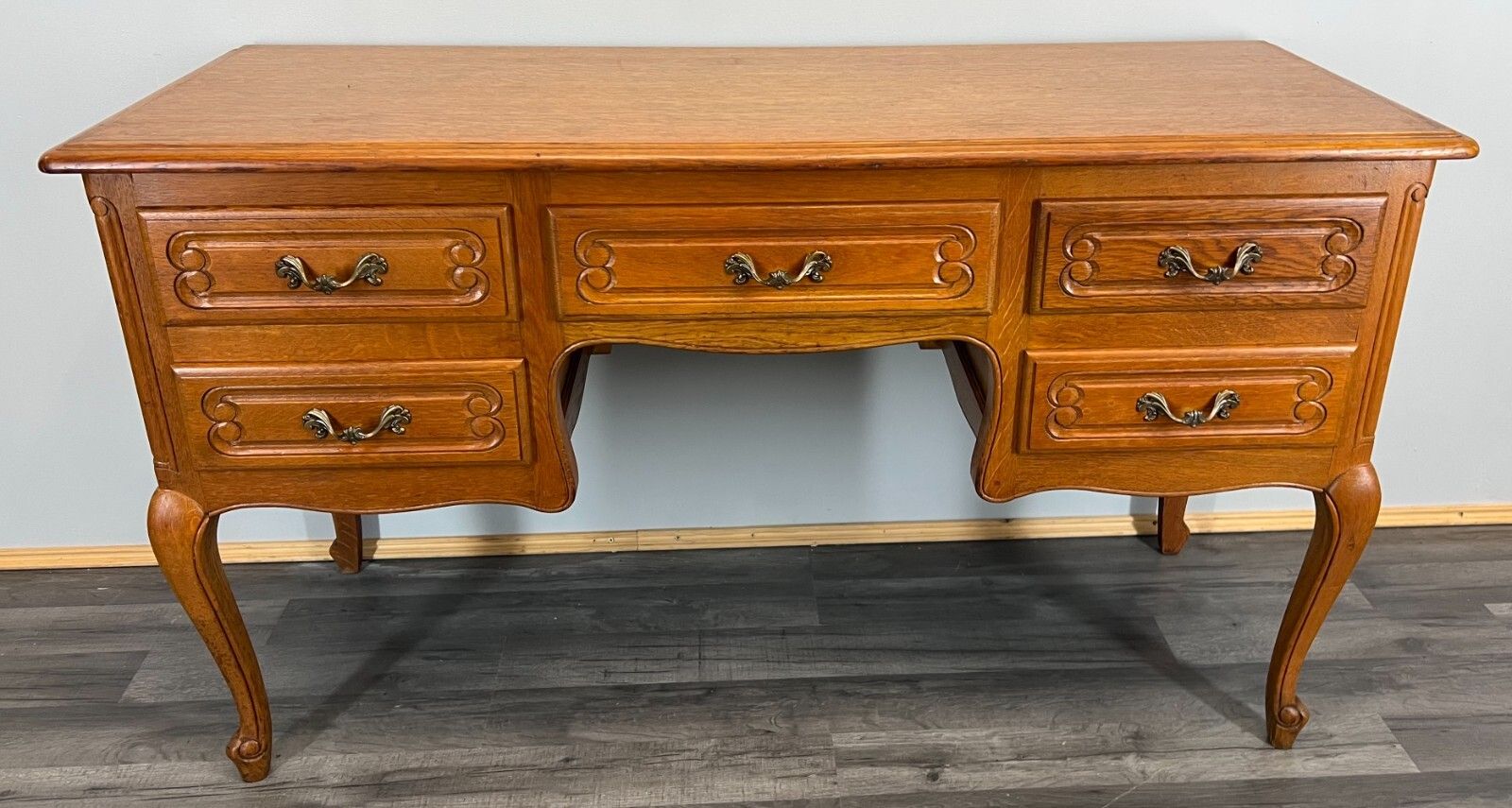 Amazing  Sideboard / Cabinet / Cupboard  Vintage French Louis XIV (Lot 3569)