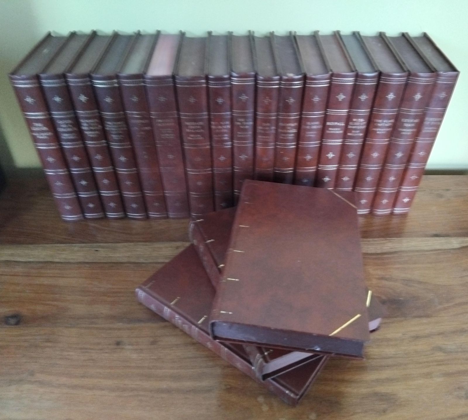 A Wonderful Decorative Collection Of 20 Novels With Beautiful Rich Brown Gilded Covers, Companion Book Club, 1970's photo for sale