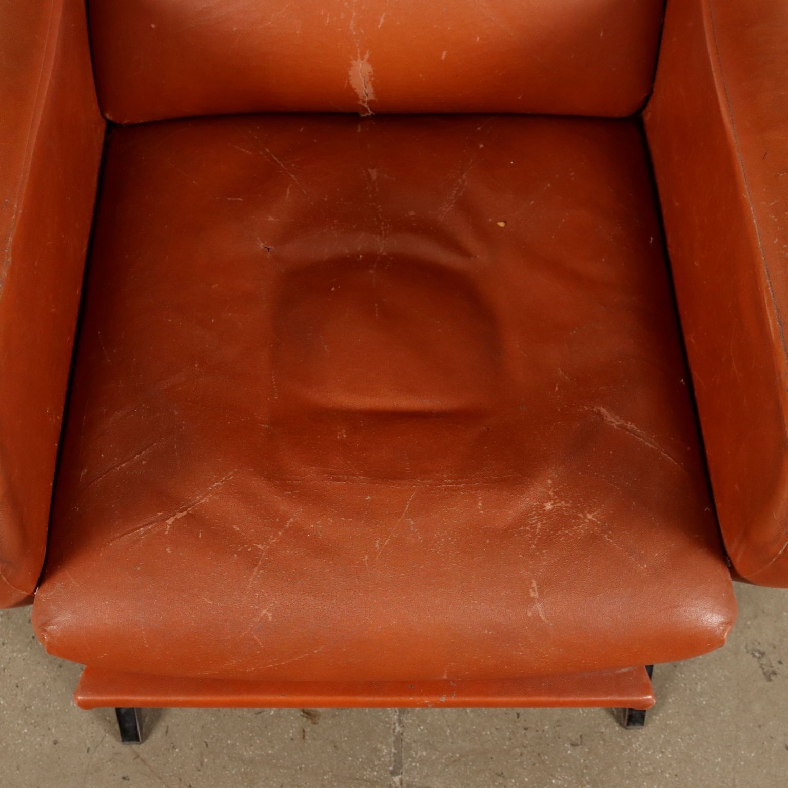 Vintage Armchair From The 1970s Foam Upholstery Leatherette Metal photo vinterior