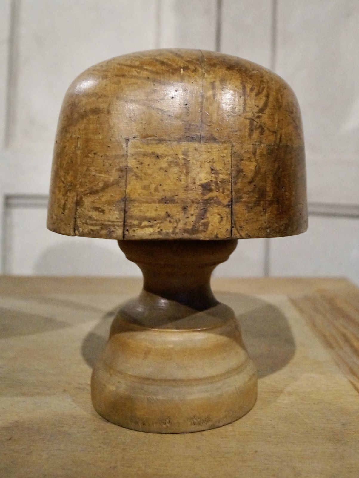 photo furniture Antique Riva Marchesi Paris Milliners Hat Block On Stand
